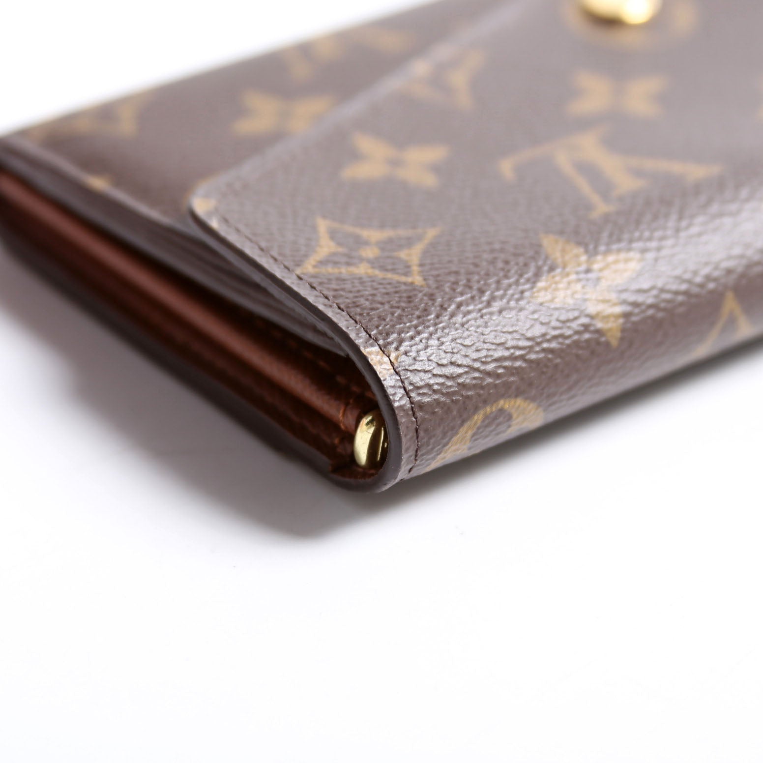 Sarah Wallet Monogram Newer