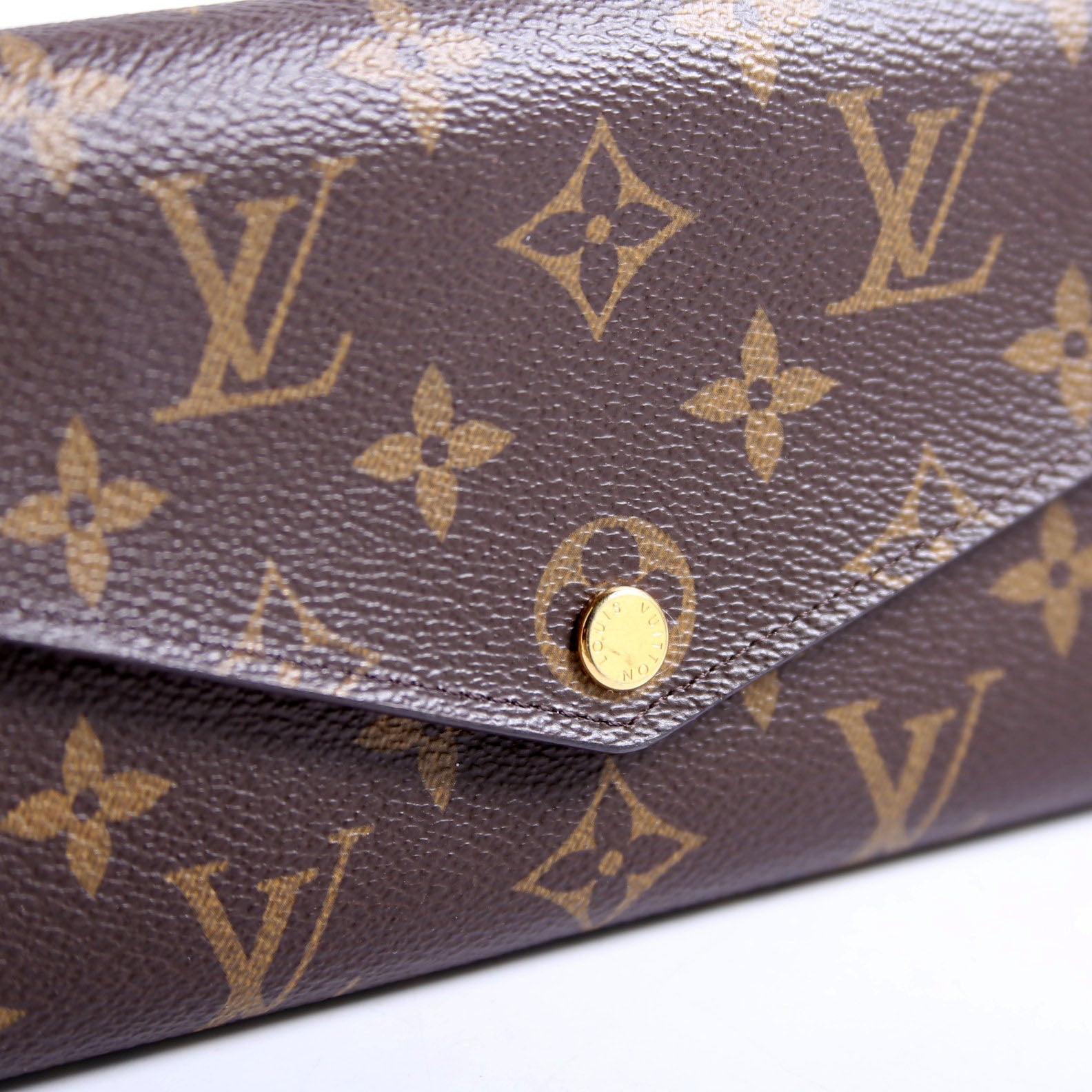 Sarah Wallet Monogram Newer