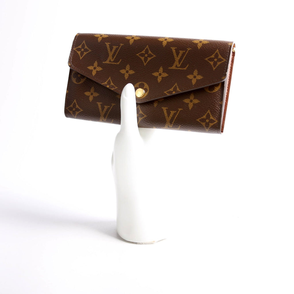 Sarah Wallet Monogram Newer