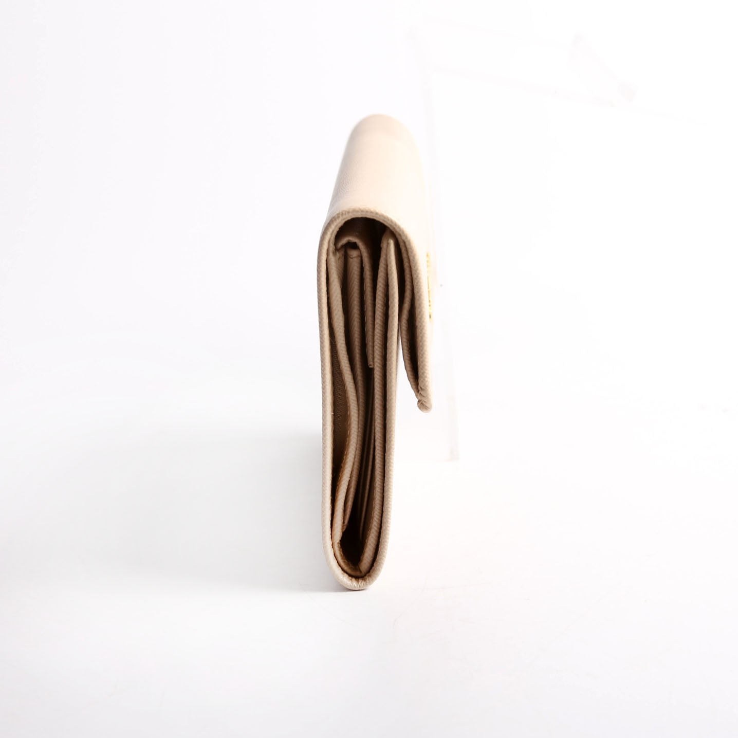 1M0170 Saffiano Trifold Wallet Beige