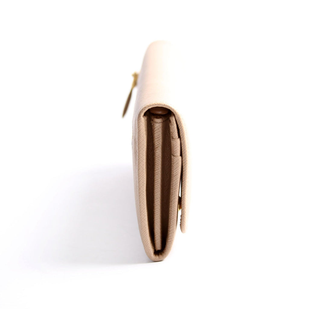 Saffiano Lux Continental Wallet Beige