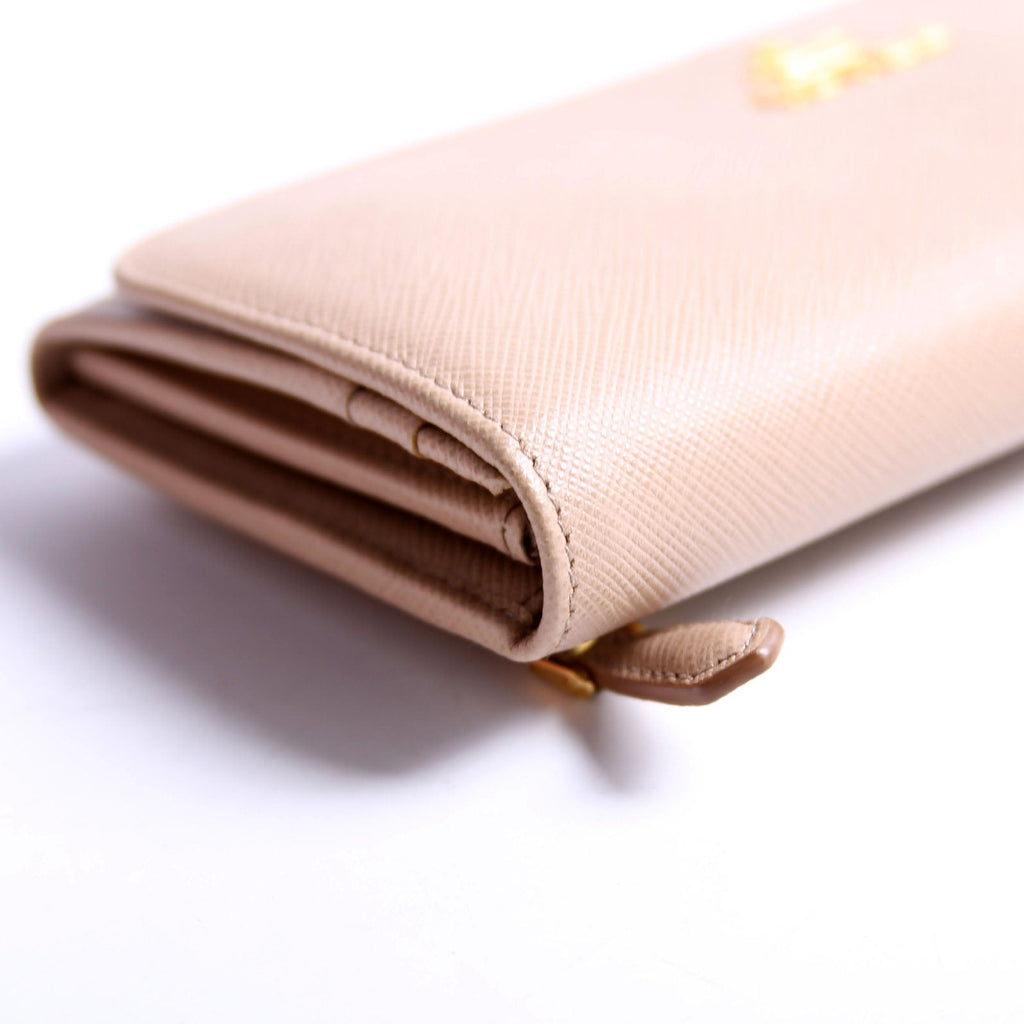 Saffiano Lux Continental Wallet Beige
