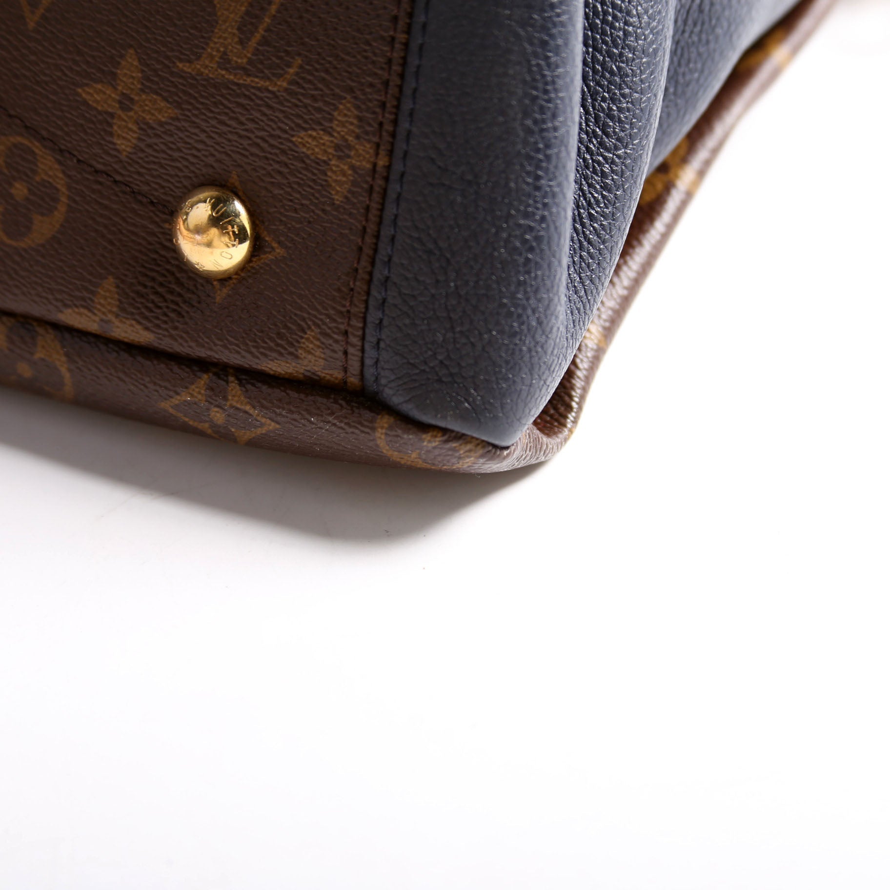 Pallas Tote Monogram Leather Side Navy