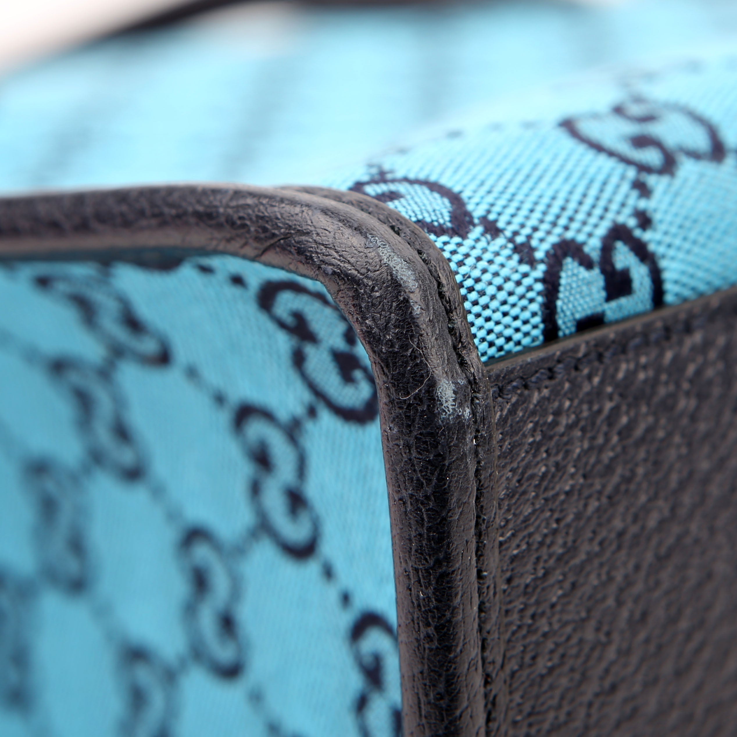 Gucci 659983 GG Canvas Interlocking GG Small Tote Blue