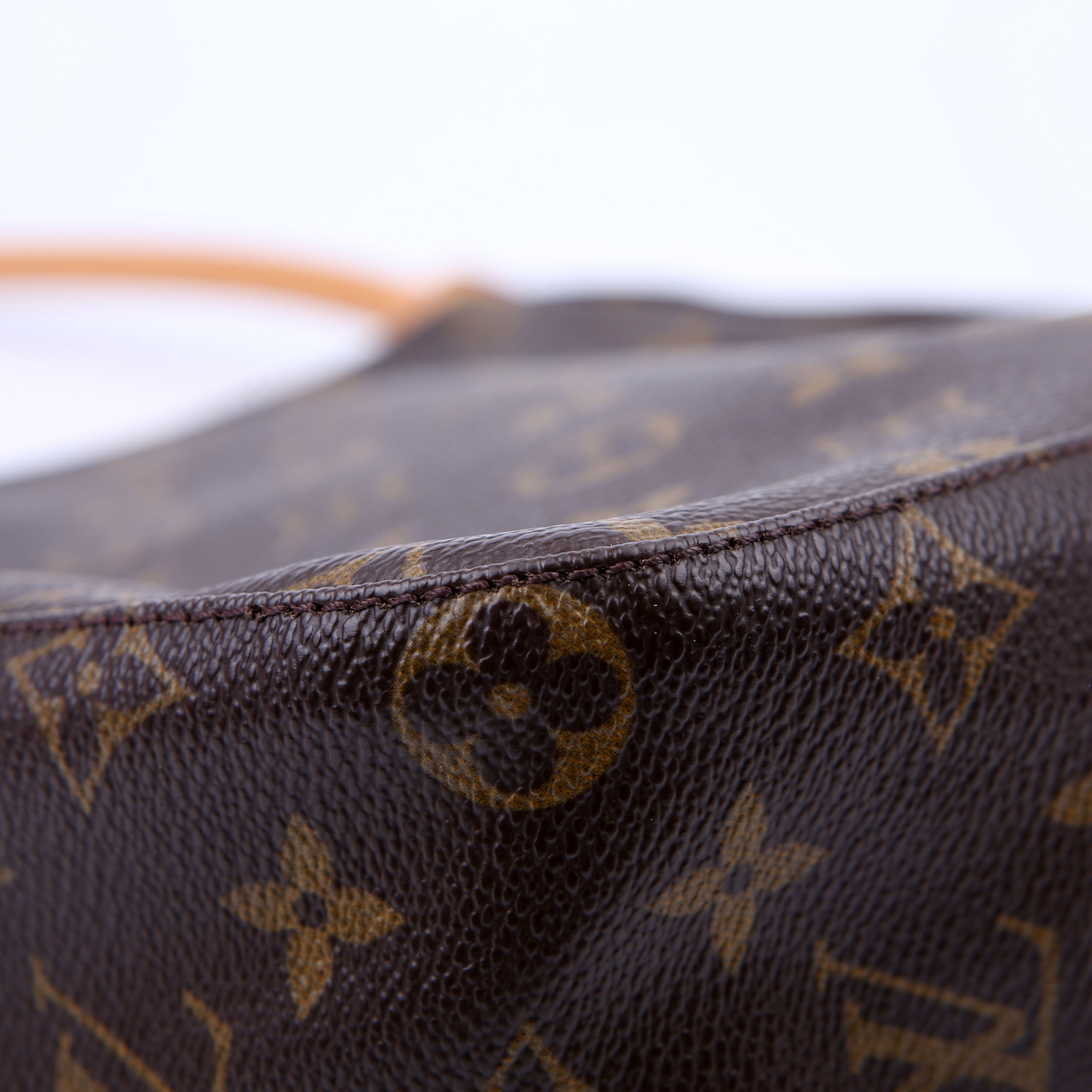 Looping MM Monogram