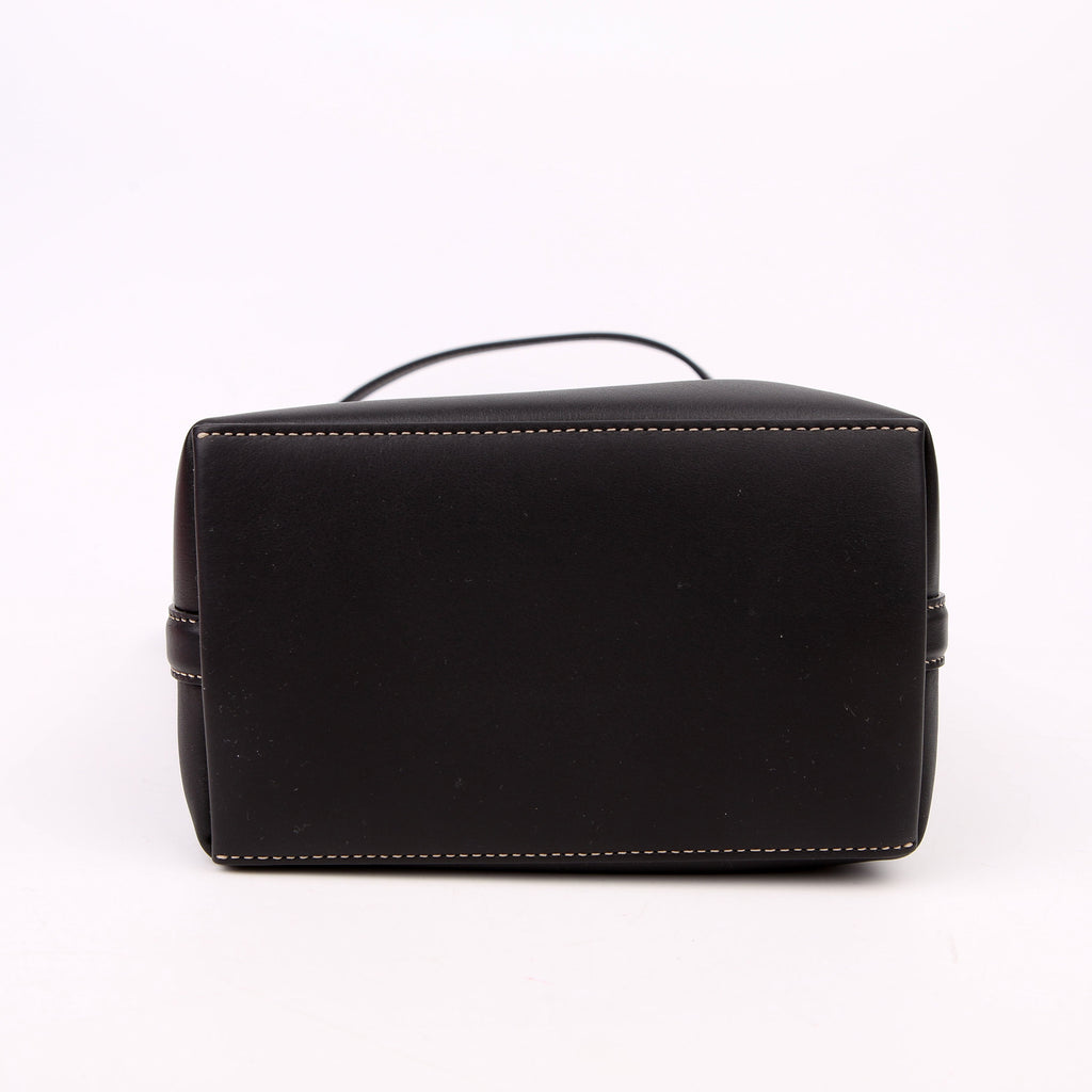 815118 GG Emblem Bucket Small Black