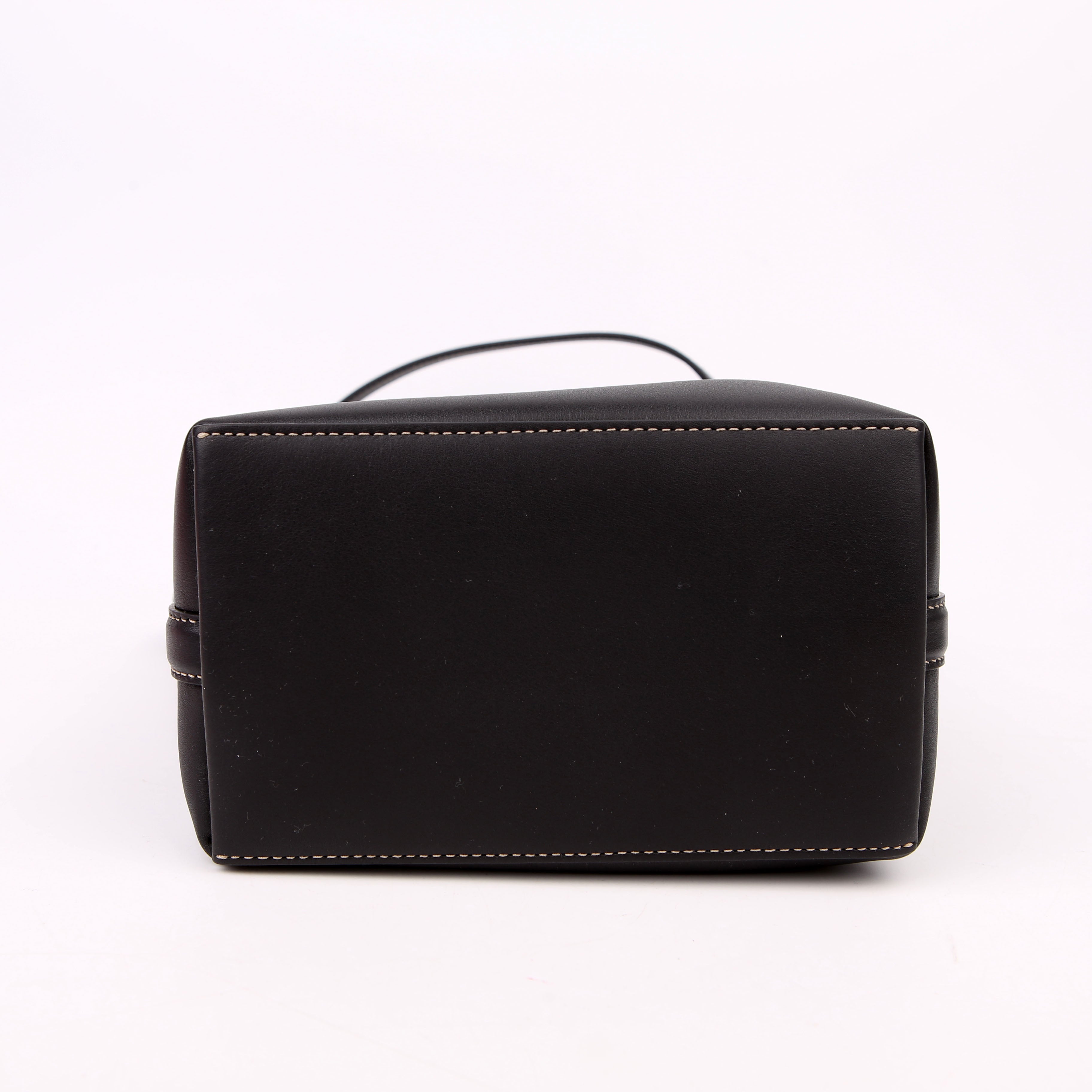 815118 GG Emblem Bucket Small Black