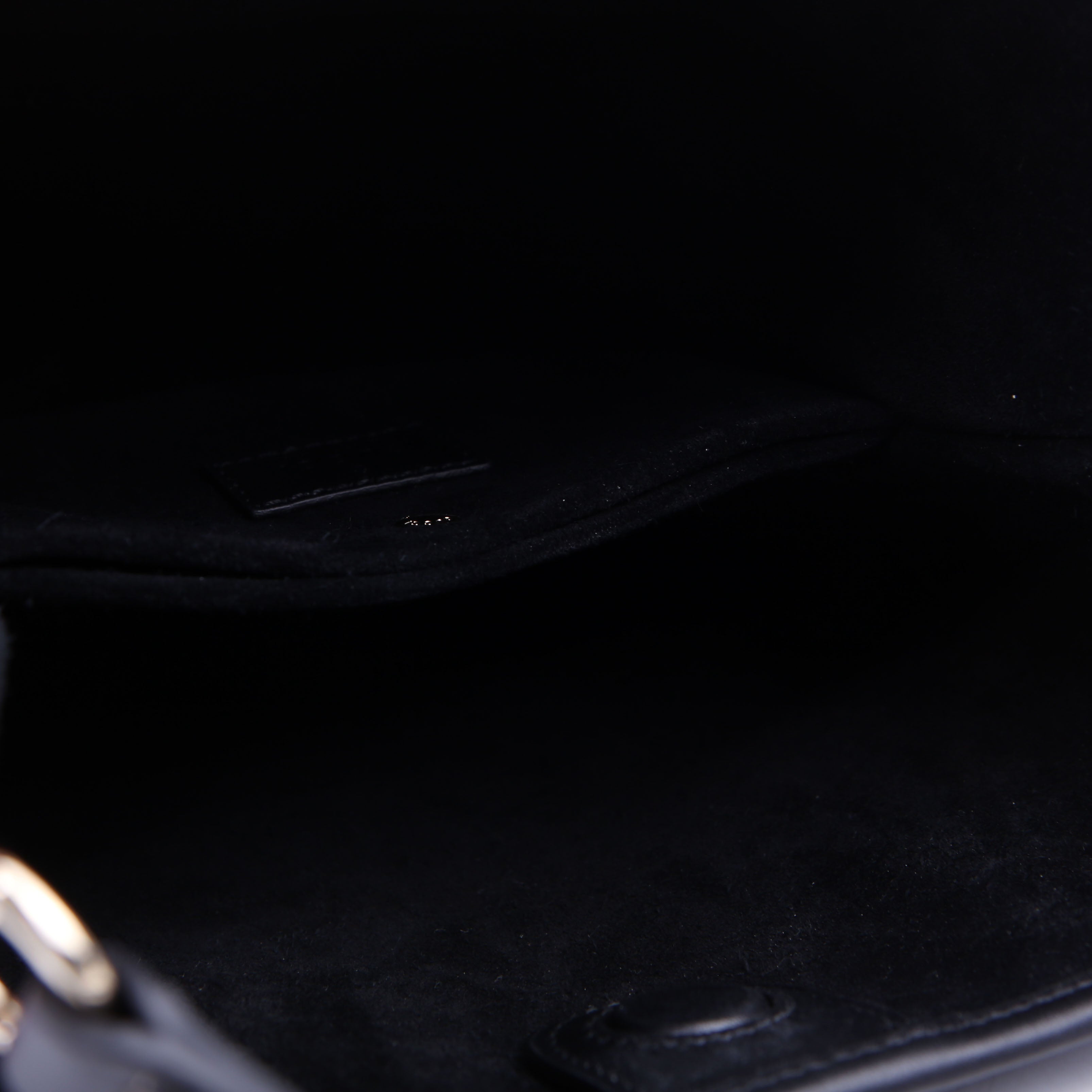 815118 GG Emblem Bucket Small Black
