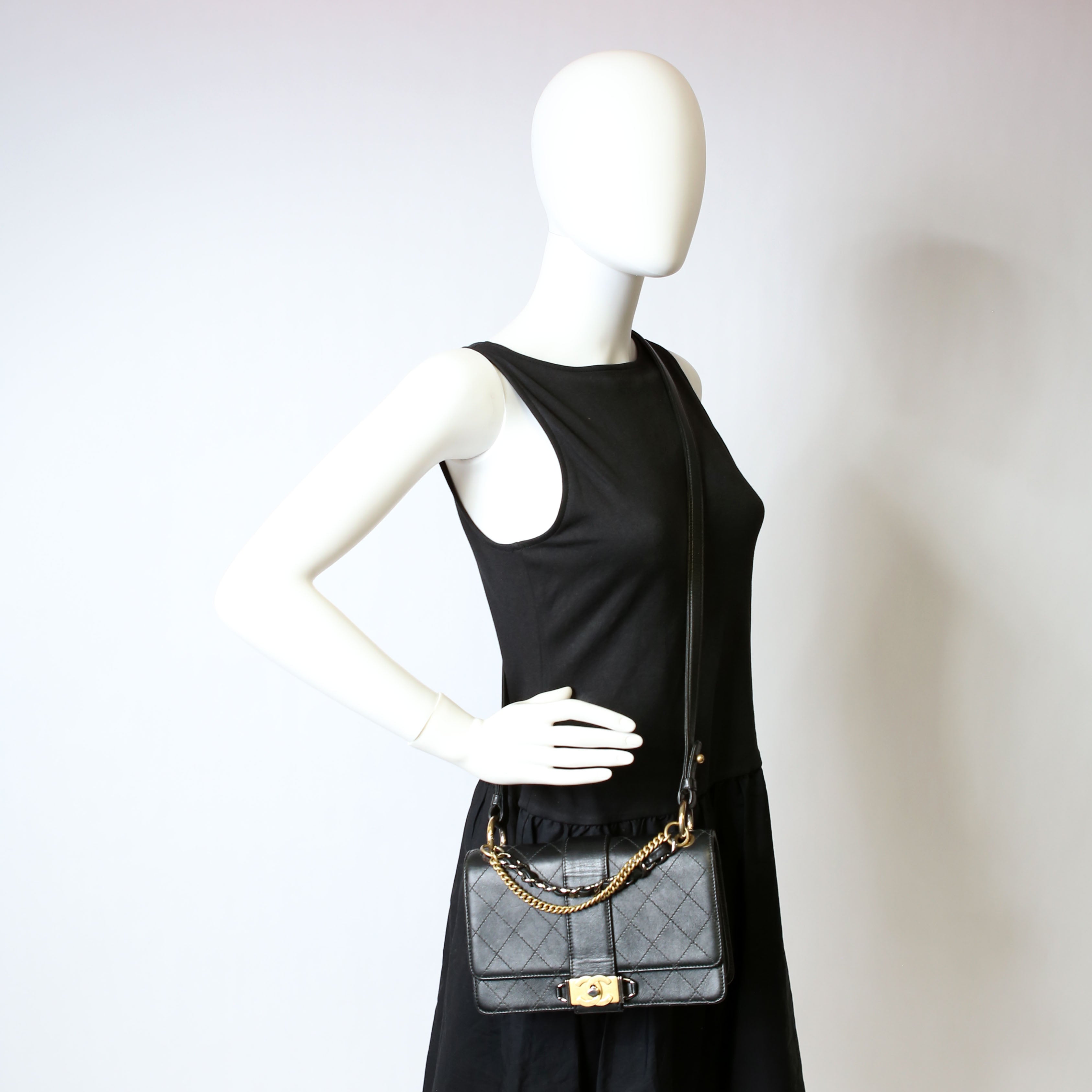 Double Chain Top Handle Flap Calfskin 26M Black