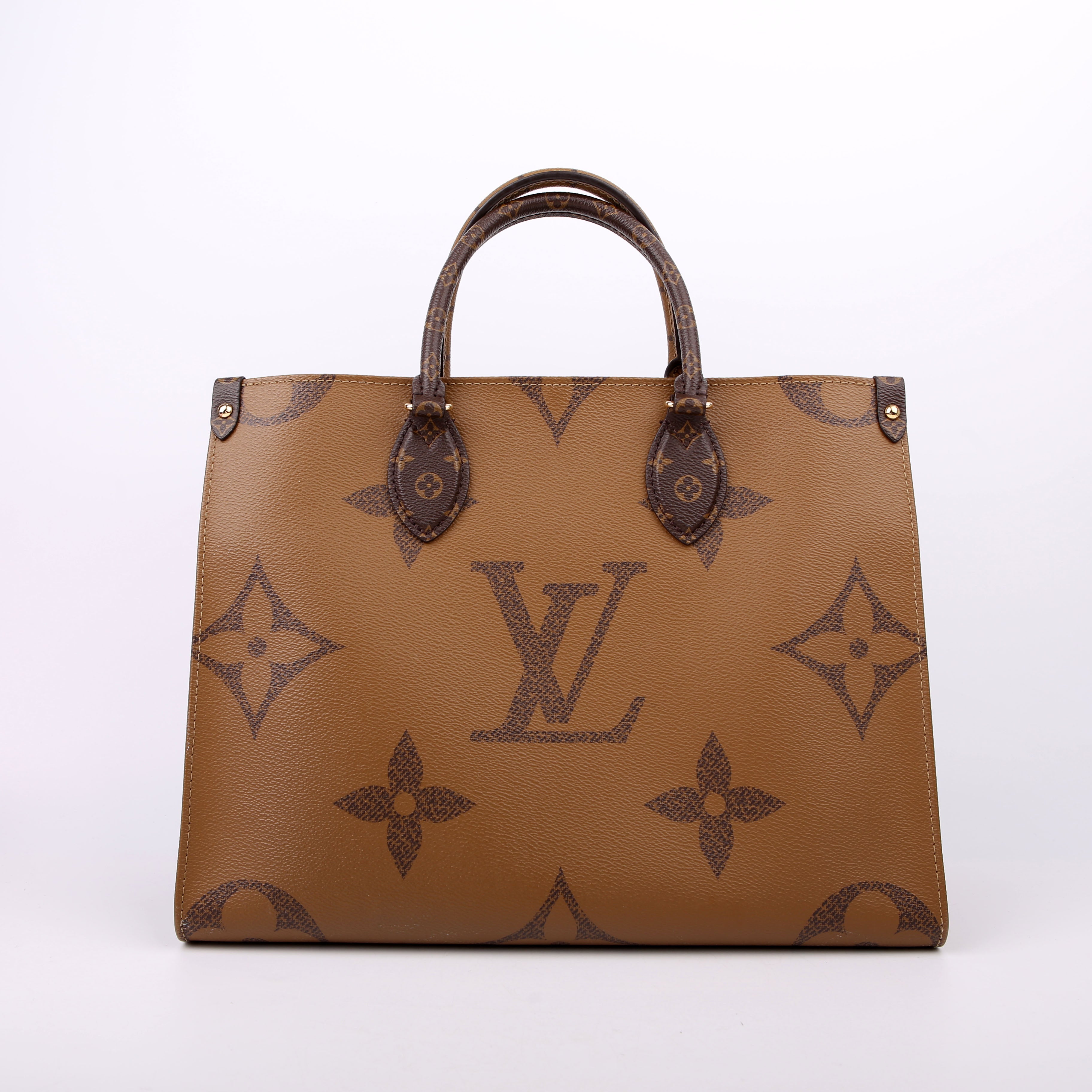 ONTHEGO MM Reverse Monogram Black