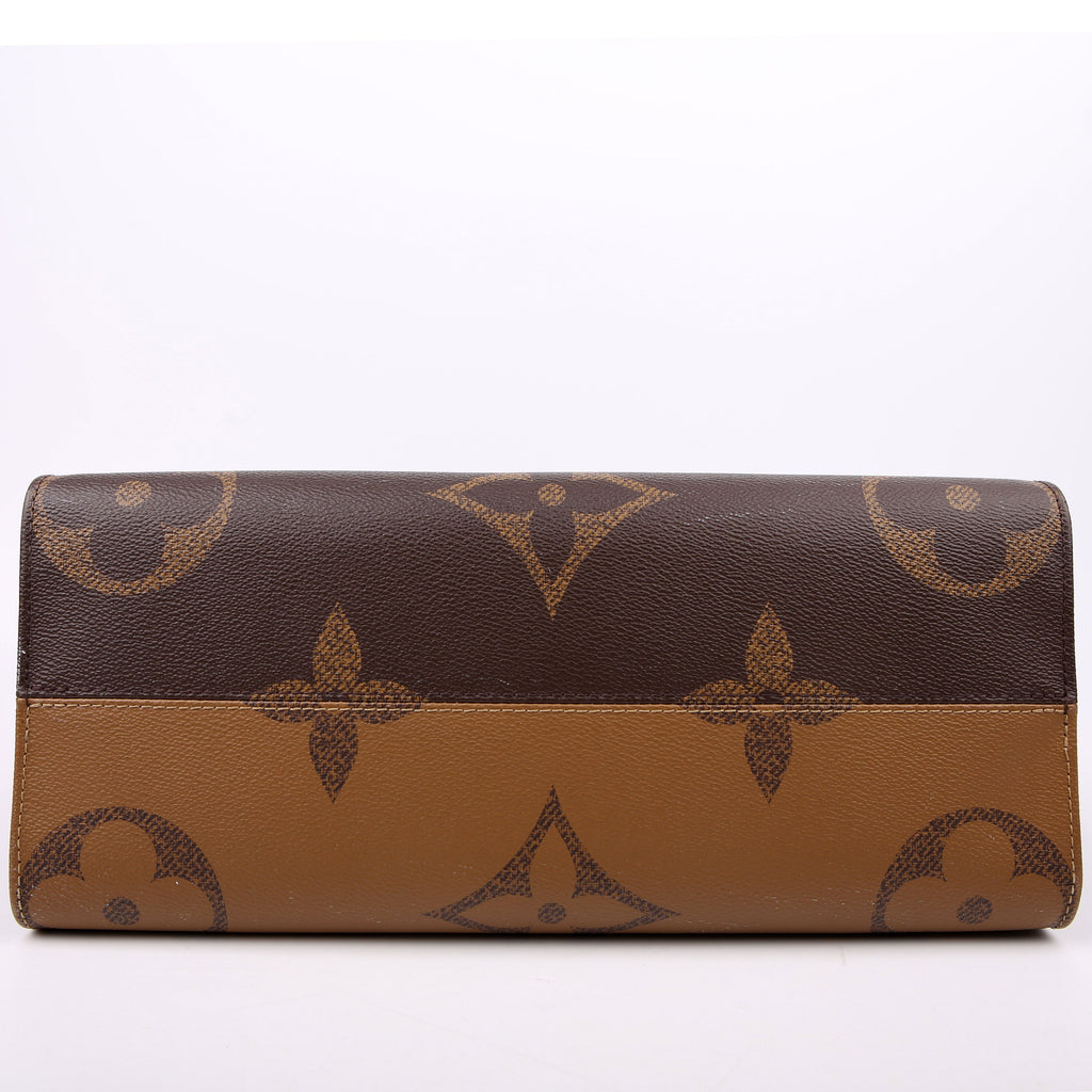 ONTHEGO MM Reverse Monogram Black