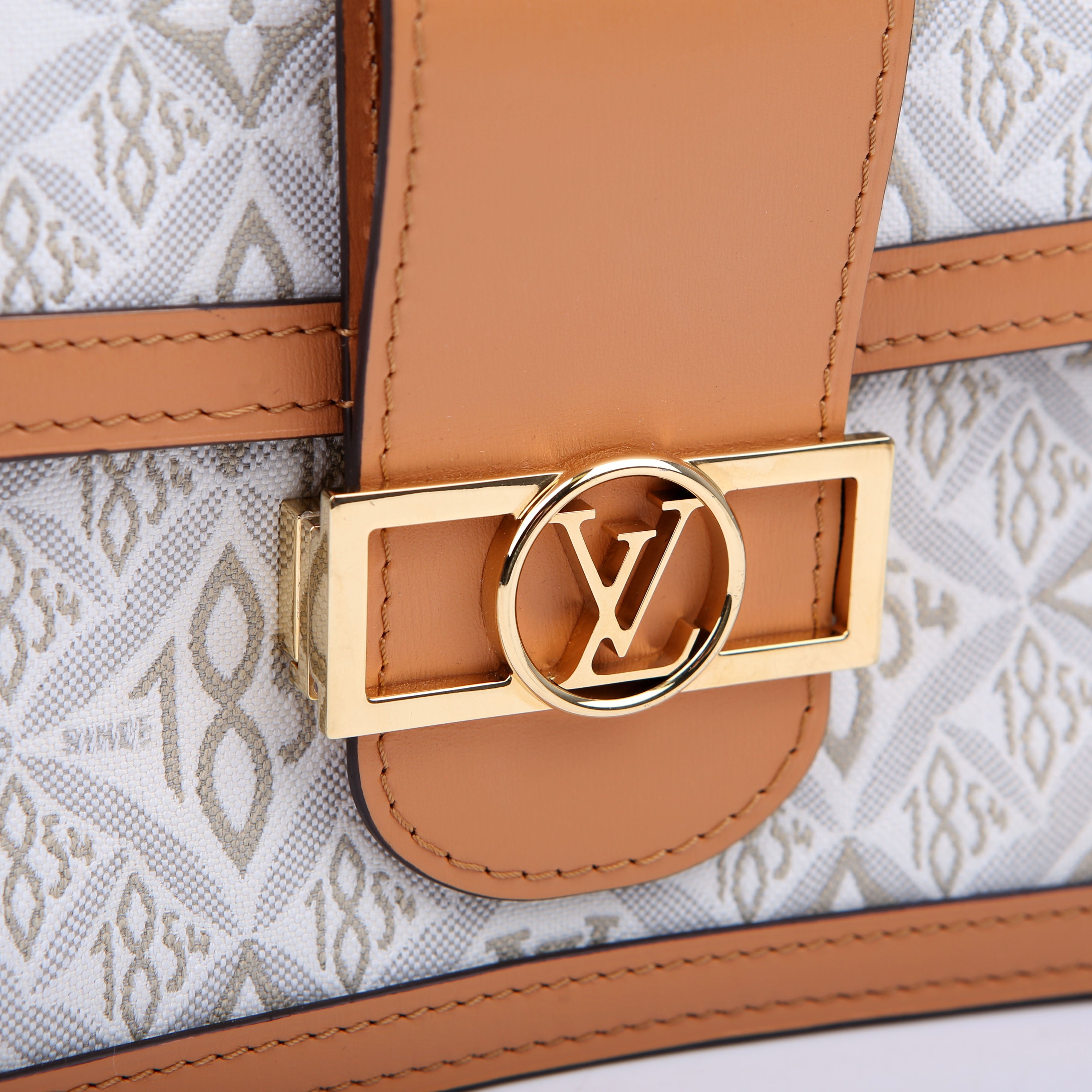 Dauphine MM Since 1854 Jacquard White