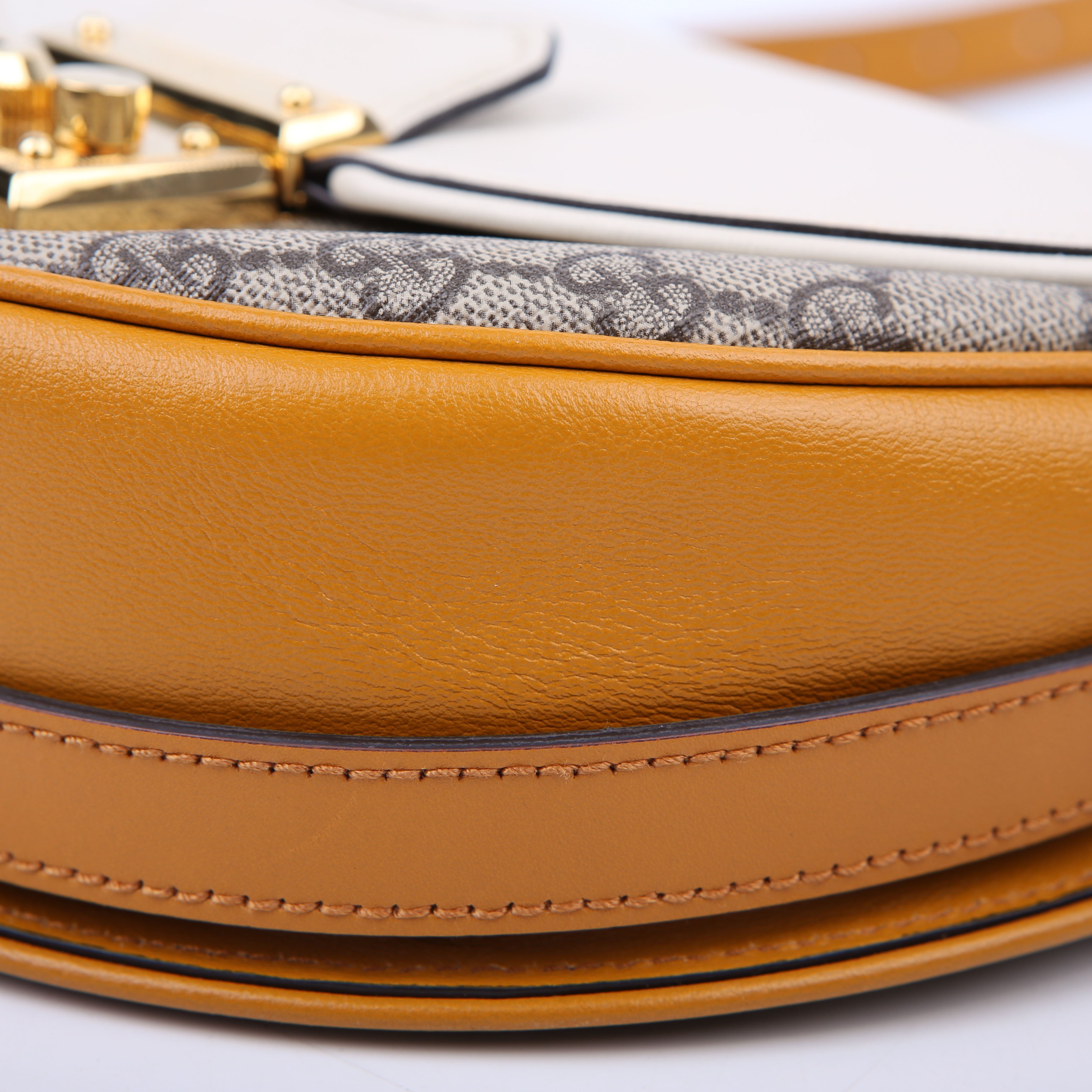 644524 Padlock GG Supreme Small Messenger Cream/Yellow