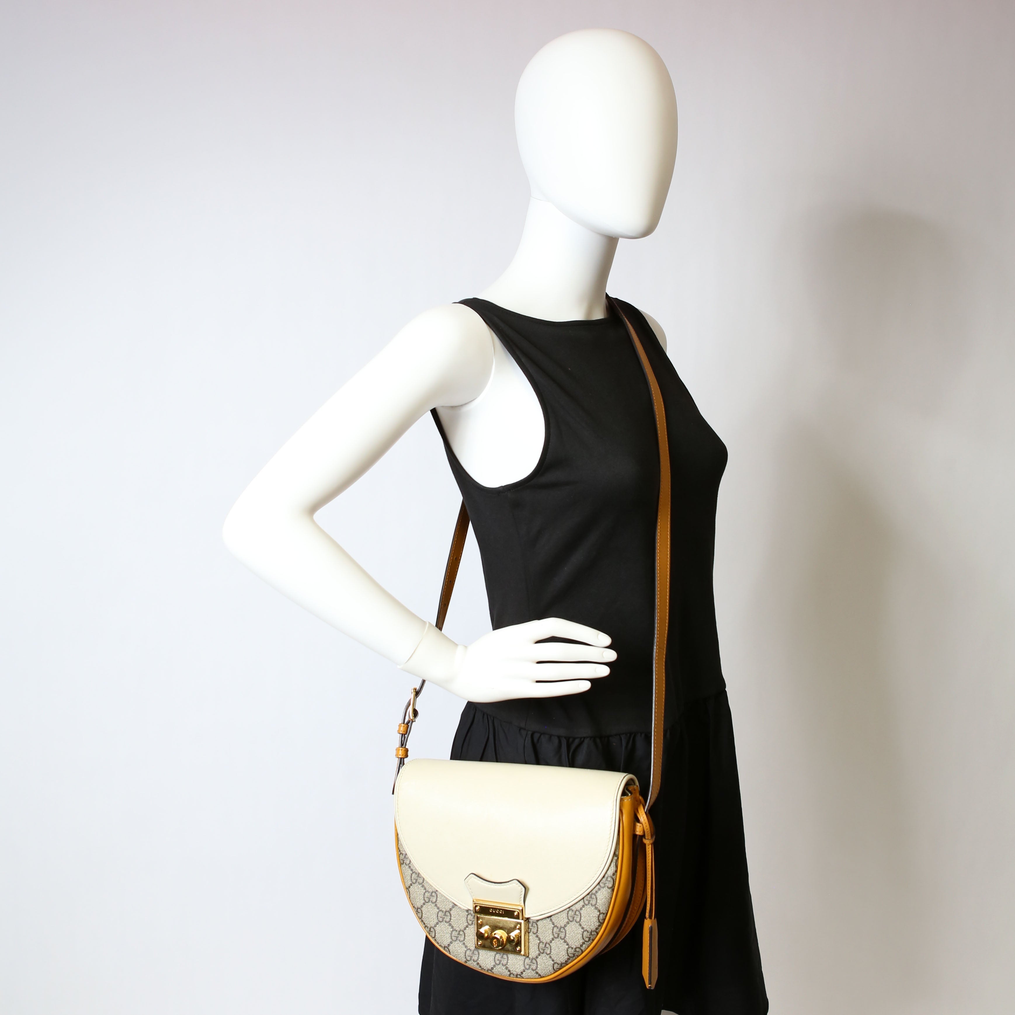 644524 Padlock GG Supreme Small Messenger Cream/Yellow