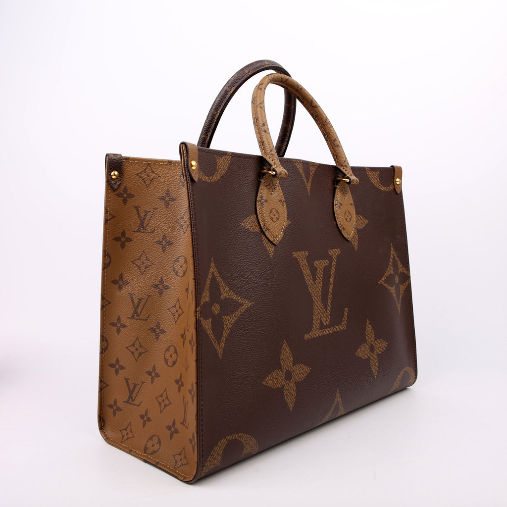 ONTHEGO MM Reverse Monogram
