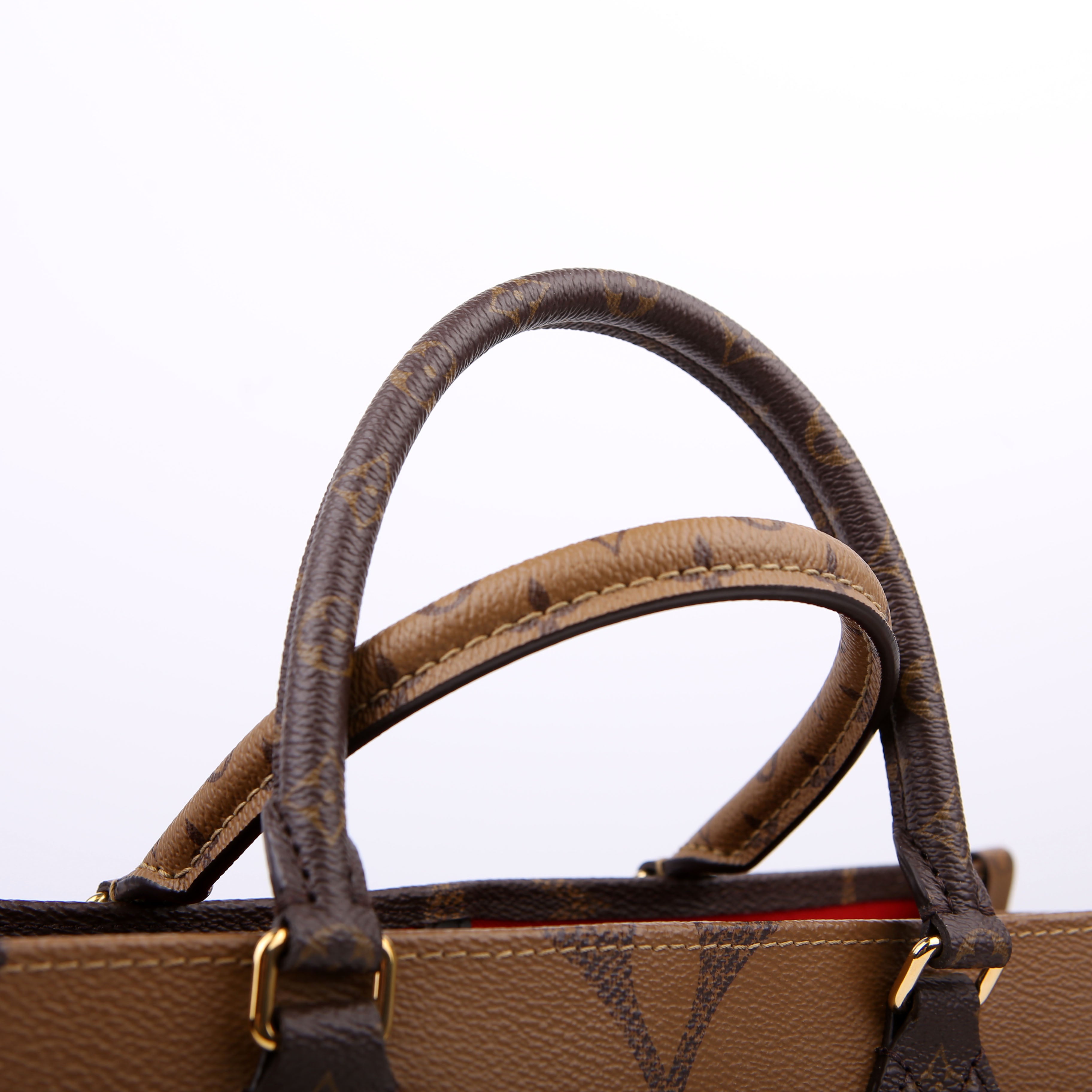 ONTHEGO MM Reverse Monogram