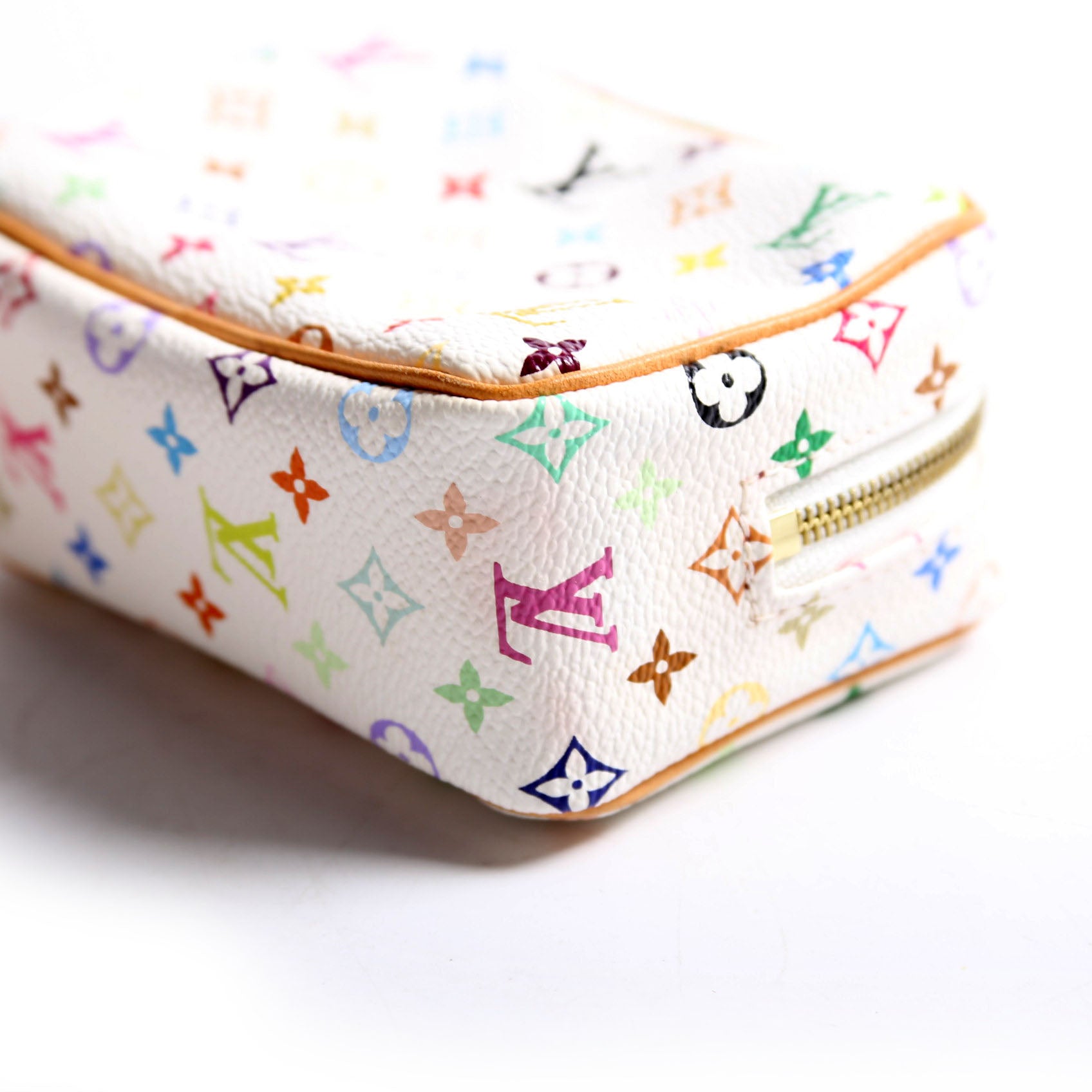 Wapity Case Multicolor White