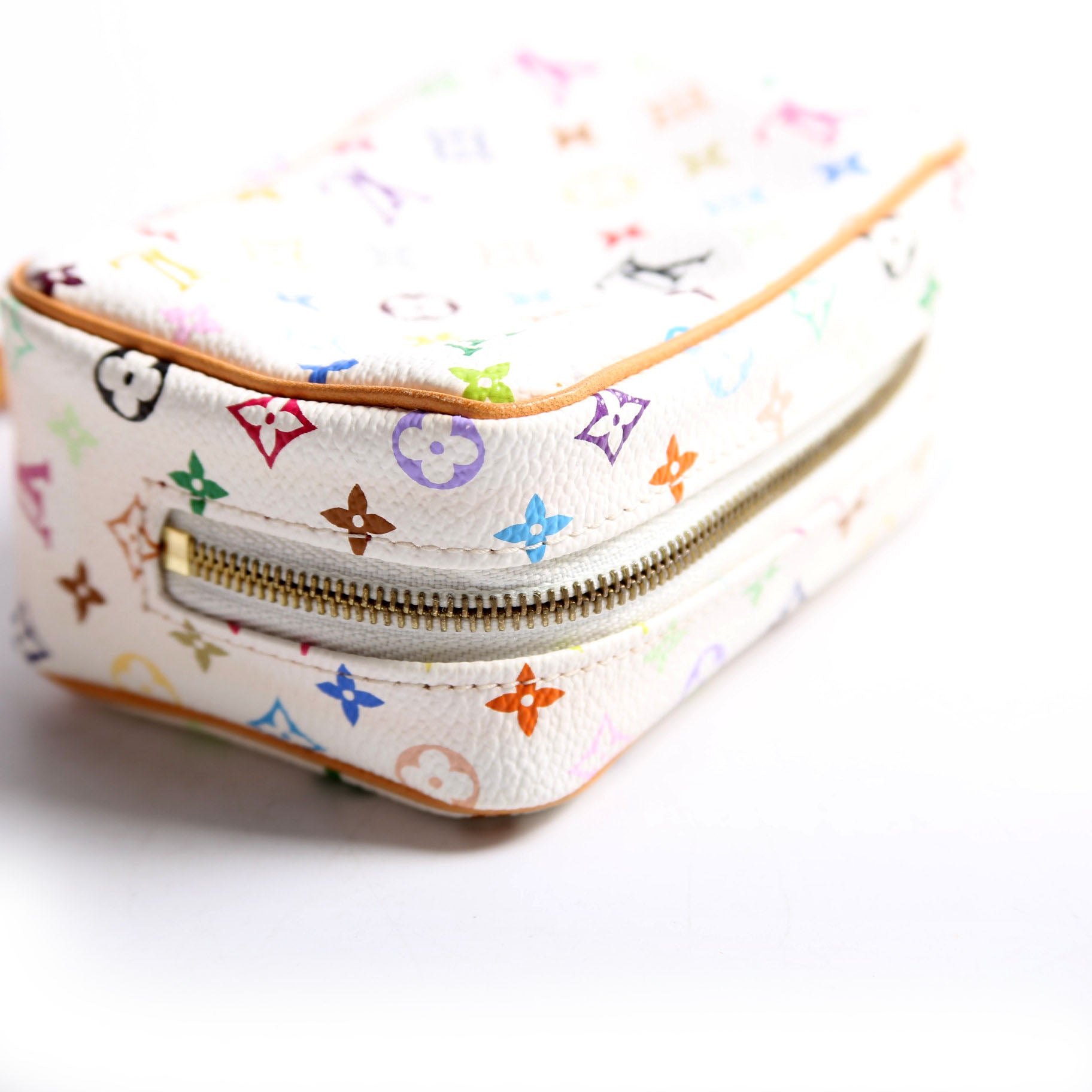 Wapity Case Multicolor White