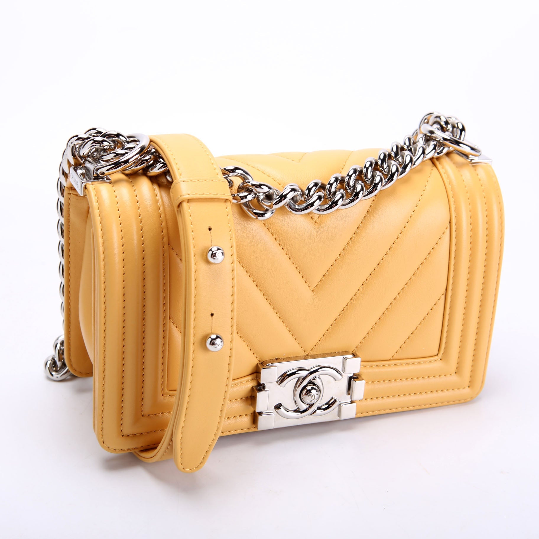 Boy Flap Small Chevron Calfskin 22M
