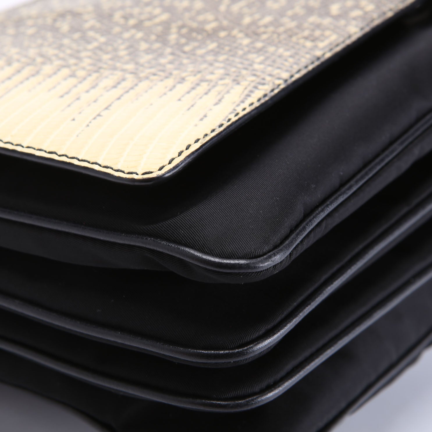 1BA016 Top Handle Accordian Flap Nylon/Lizard