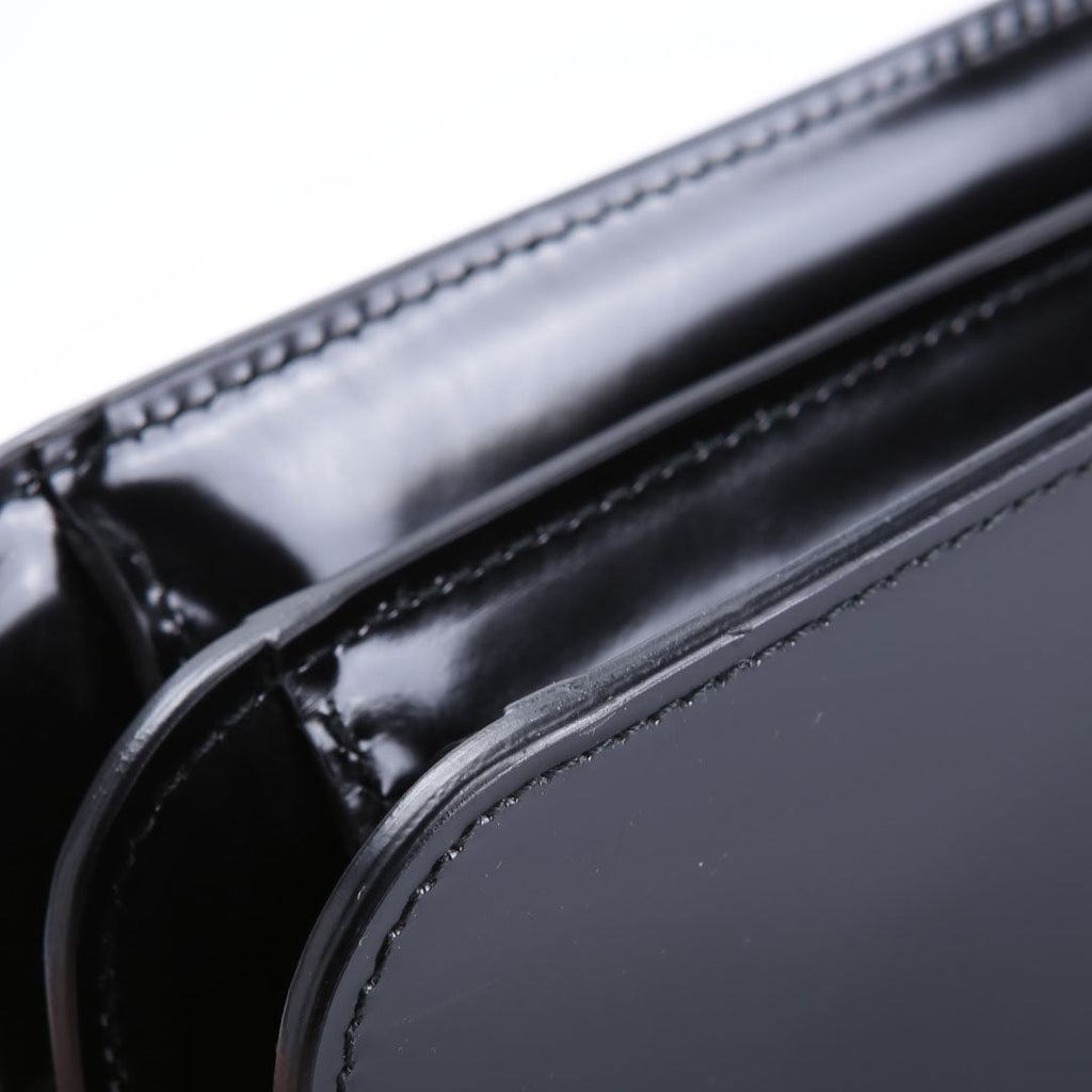 Gucci 387606 Interlock GG Medium Shoulder Patent