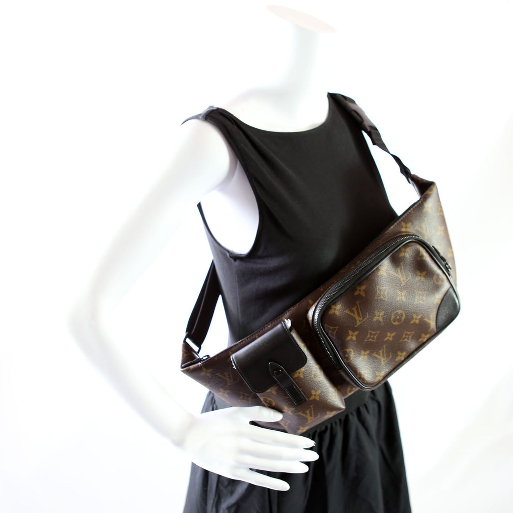 Christopher Bumbag Monogram Macassar