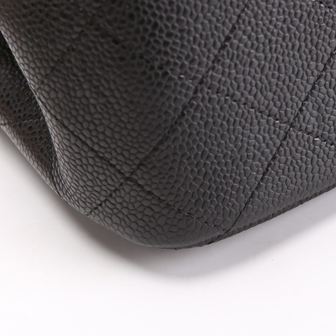 Classic Flap Jumbo Caviar 14-16M Black
