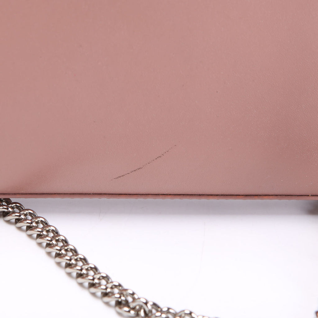 Fendi 8BS004 F is Fendi Wallet On Chain Mauve