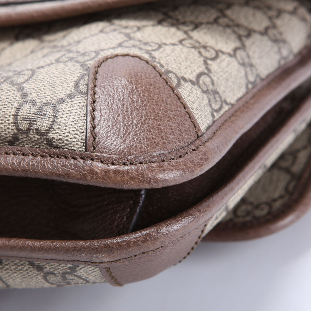 Gucci 501050 GG Supreme Neo Messenger Small
