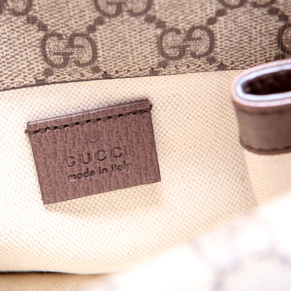 Gucci 501050 GG Supreme Neo Messenger Small