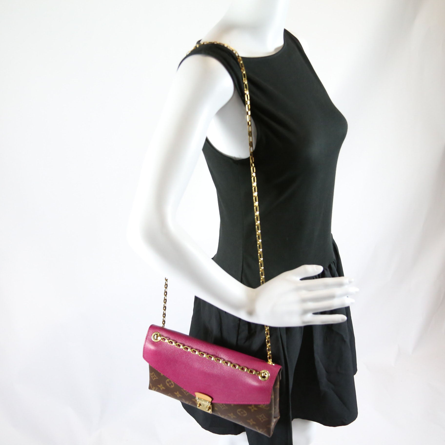Pallas Chain Monogram Purple