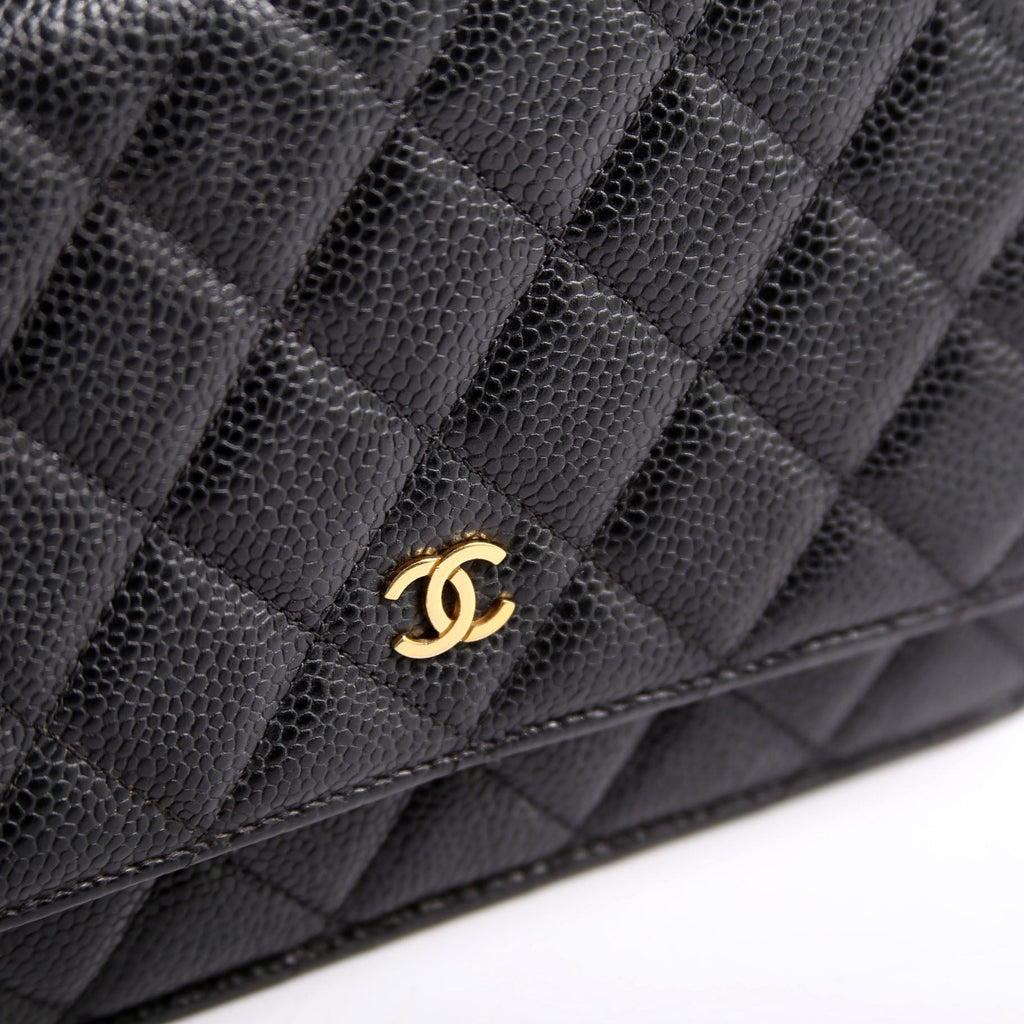 Wallet on Chain Classic Quilted Caviar Black