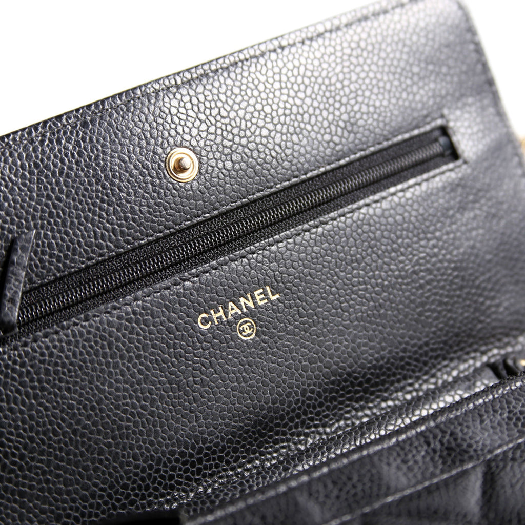 Wallet on Chain Classic Quilted Caviar Black
