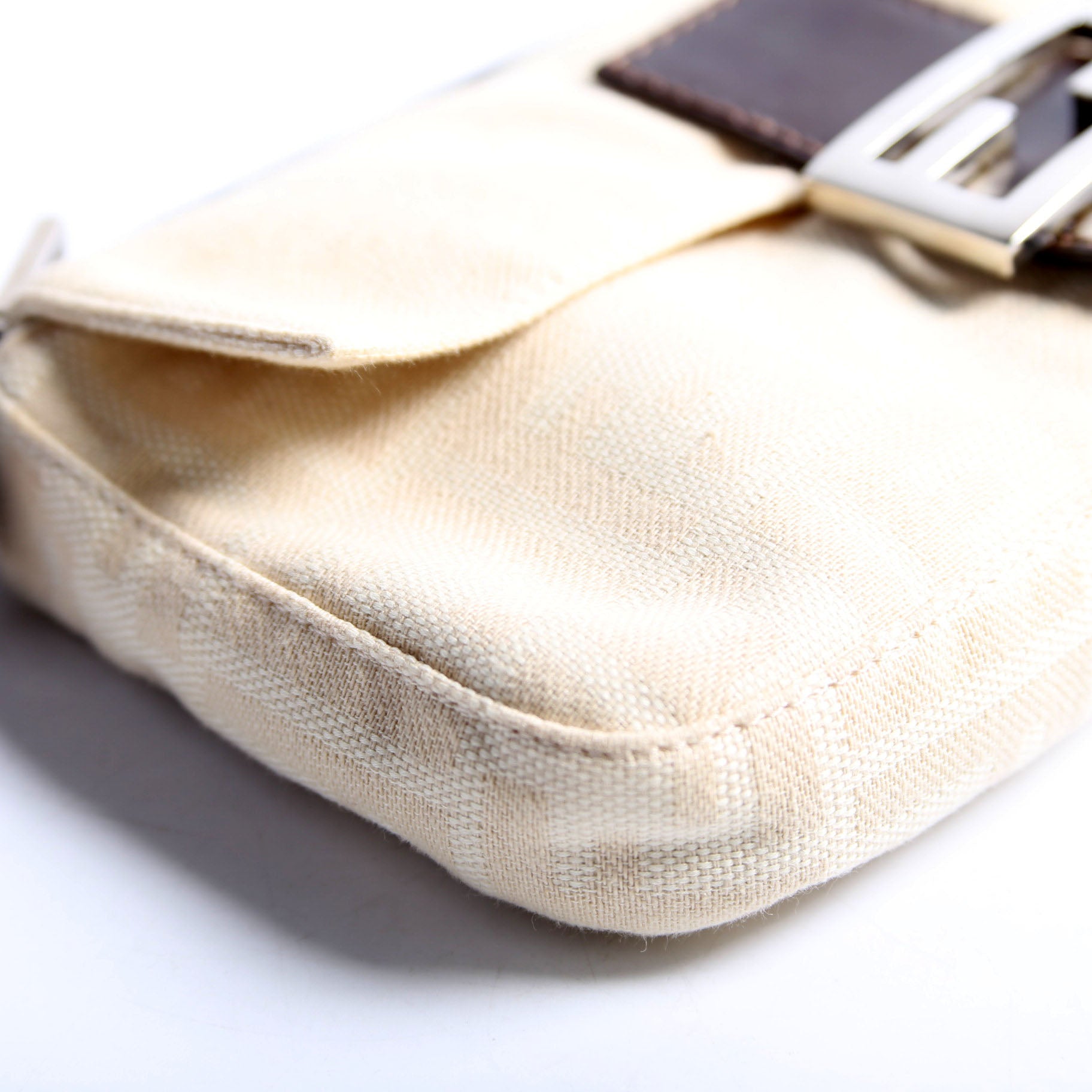 Baguette FF Zucca Vintage Beige