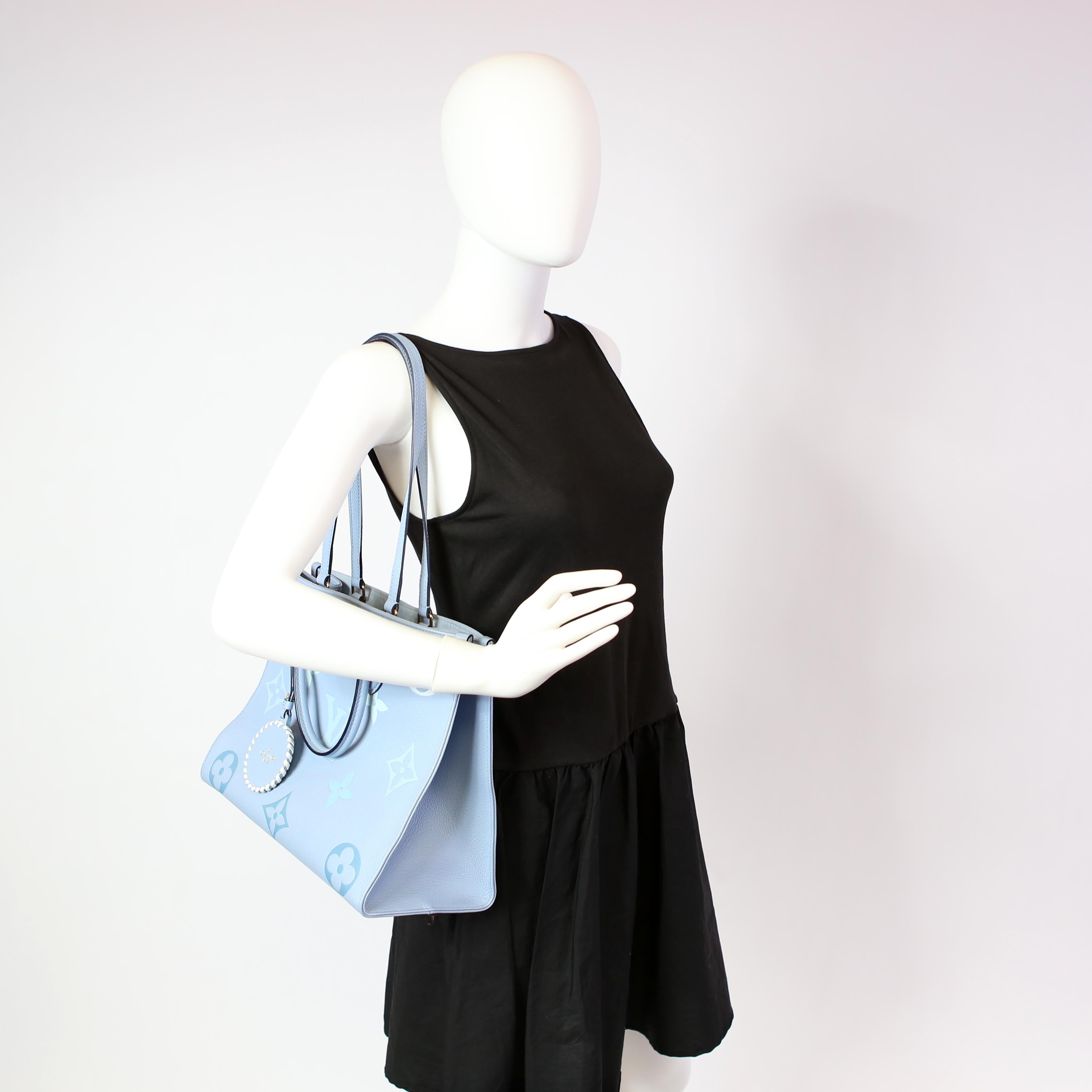 ONTHEGO MM Empreinte By The Pool Blue