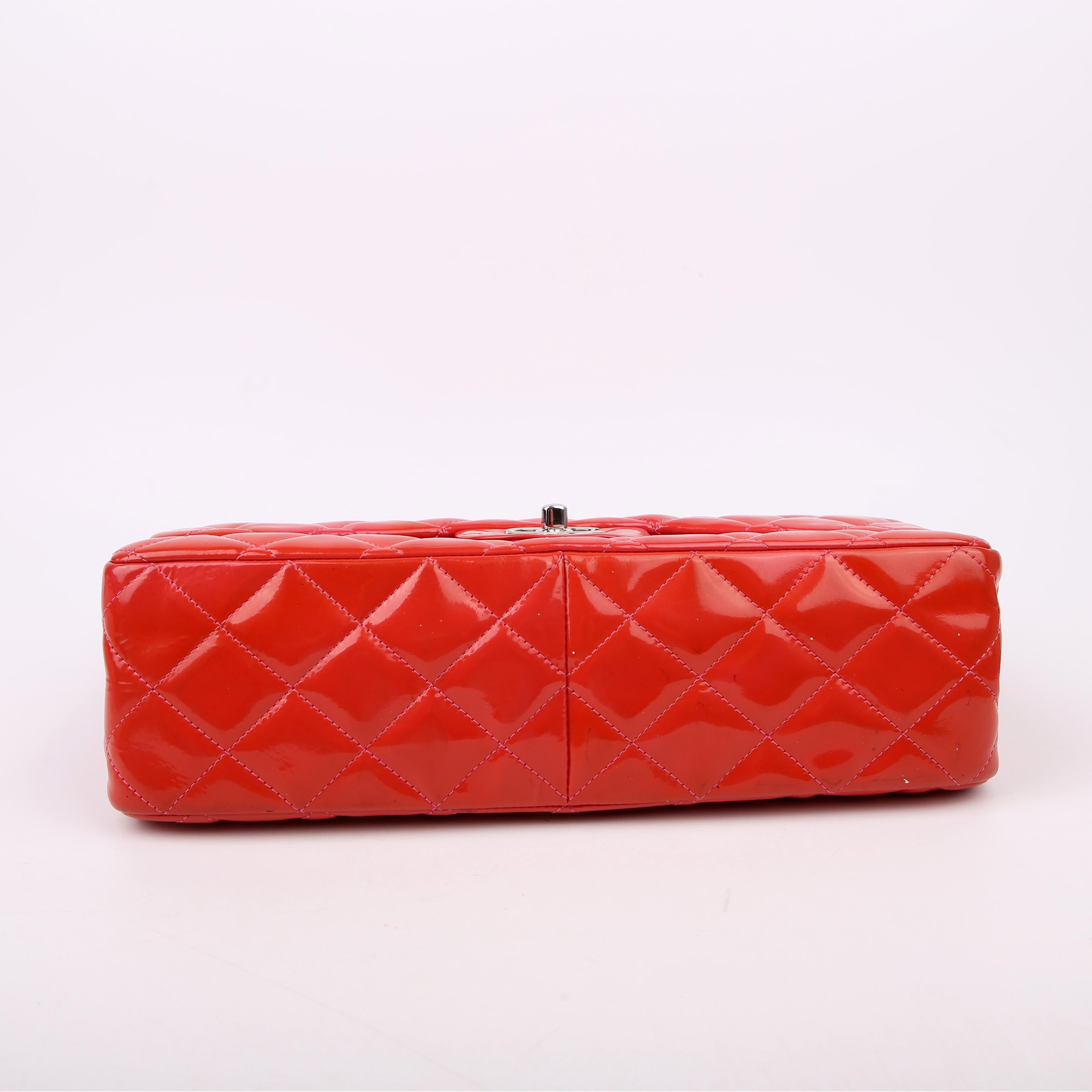 Classic Flap Jumbo Patent Red/Pink