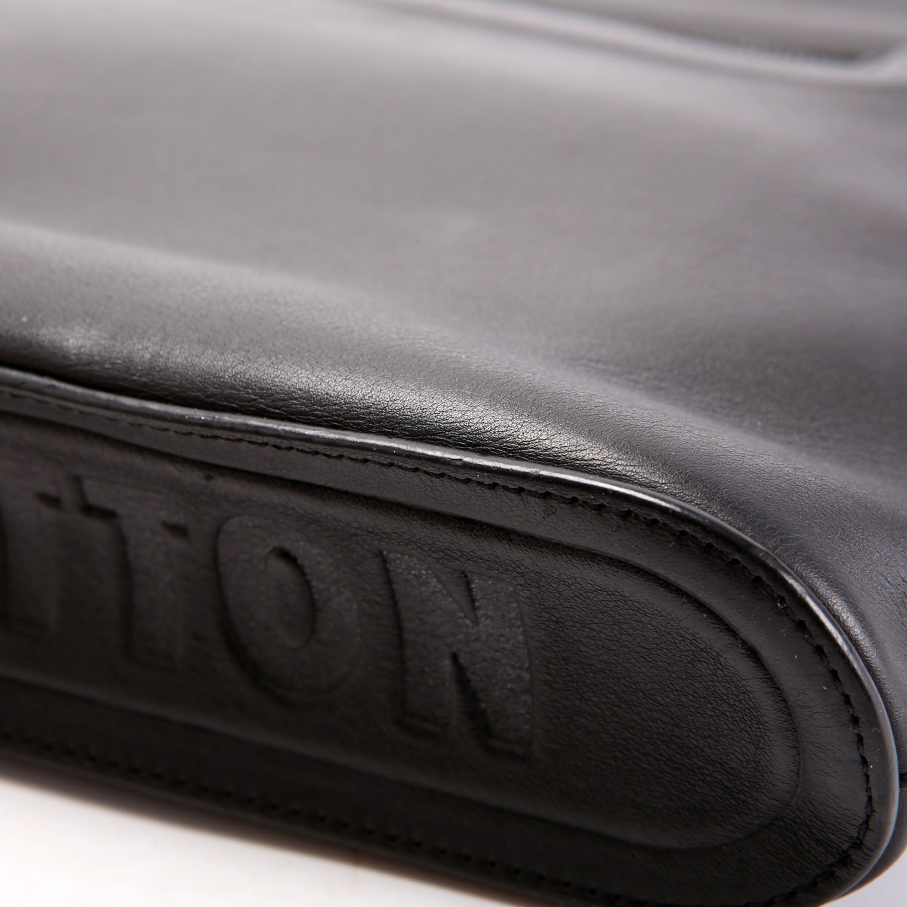 Pochette Cosmo Leather Black