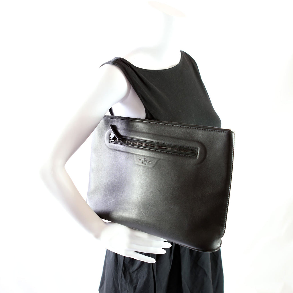 Pochette Cosmo Leather Black