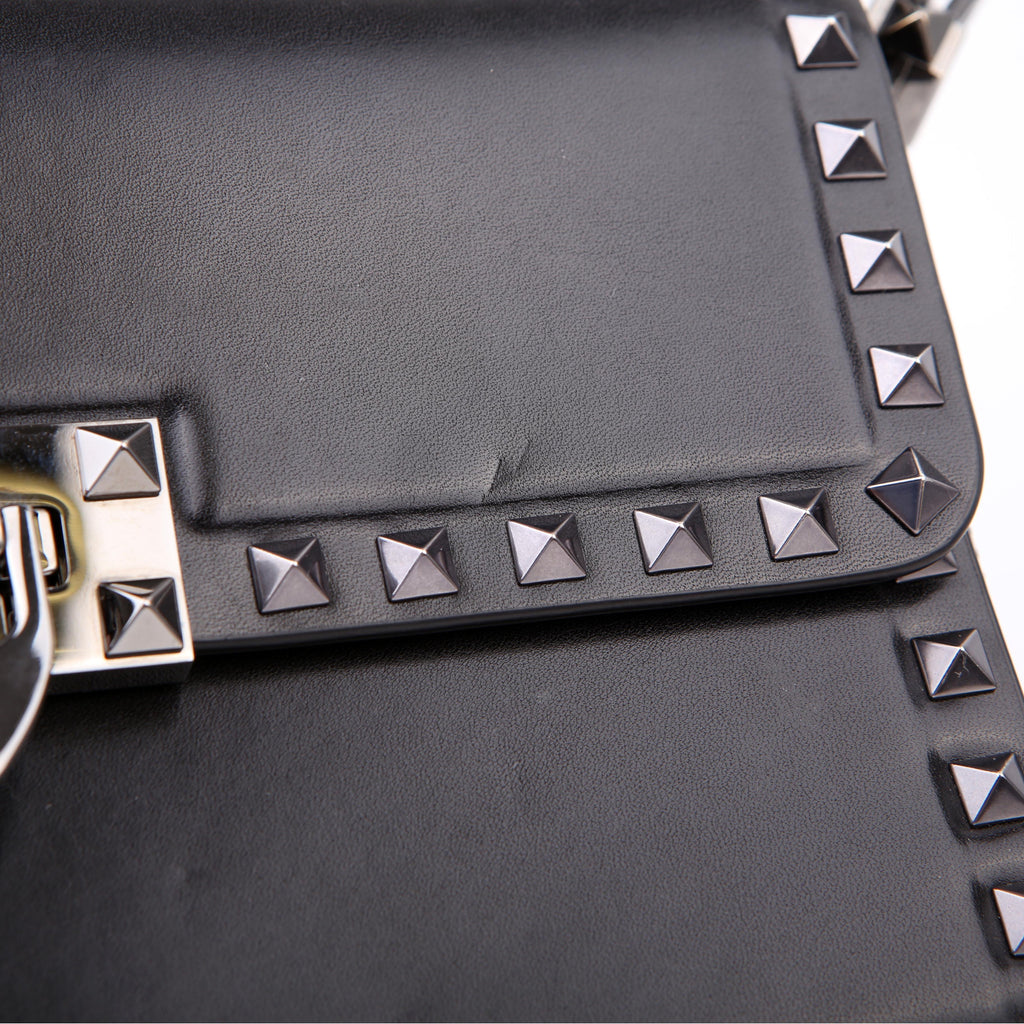 Rockstud23 East-West Shoulder Bag Black