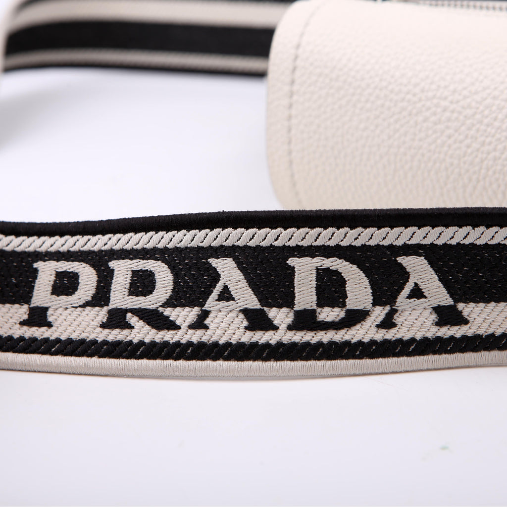 1BD314 Logo Leather Shoulder Small White