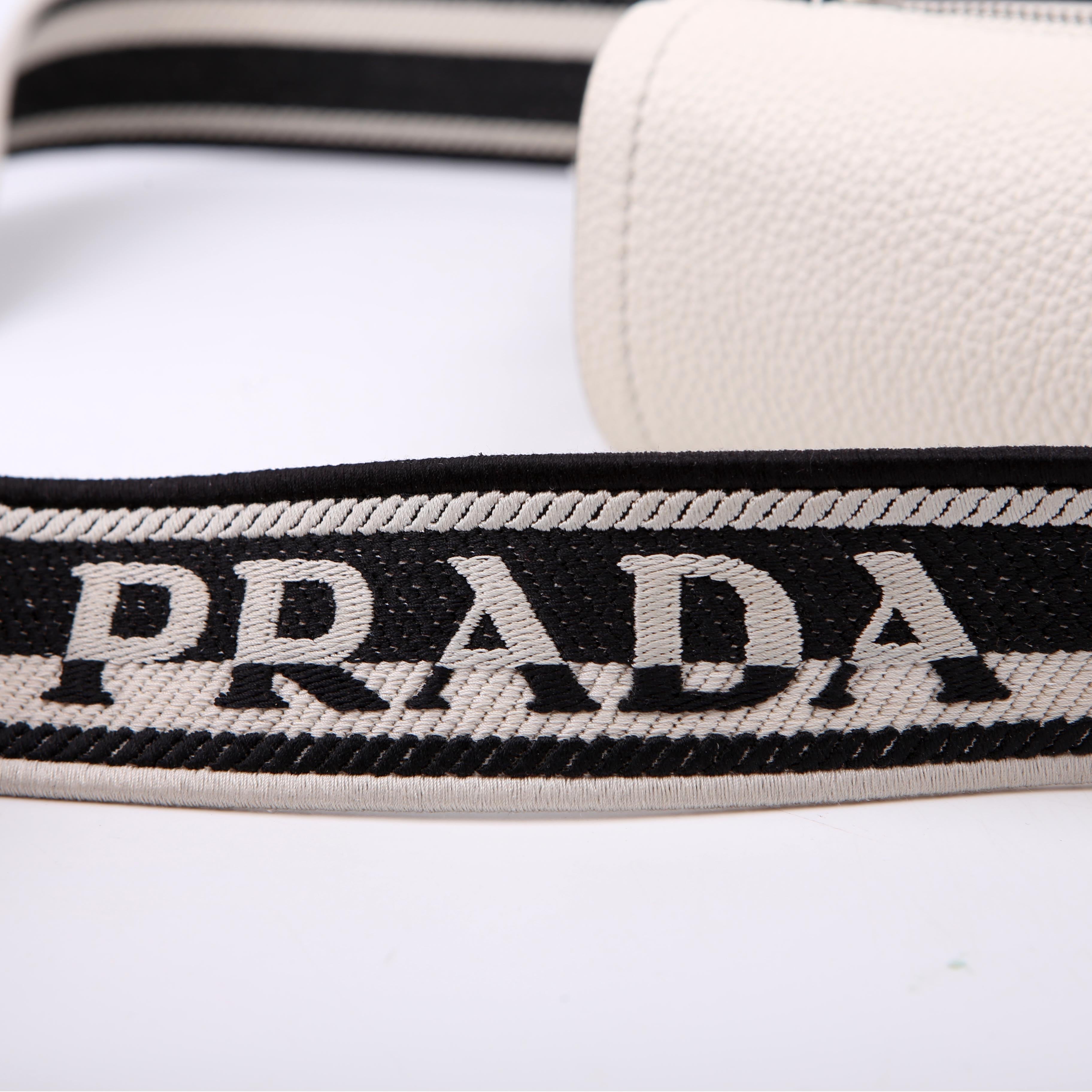 1BD314 Logo Leather Shoulder Small White