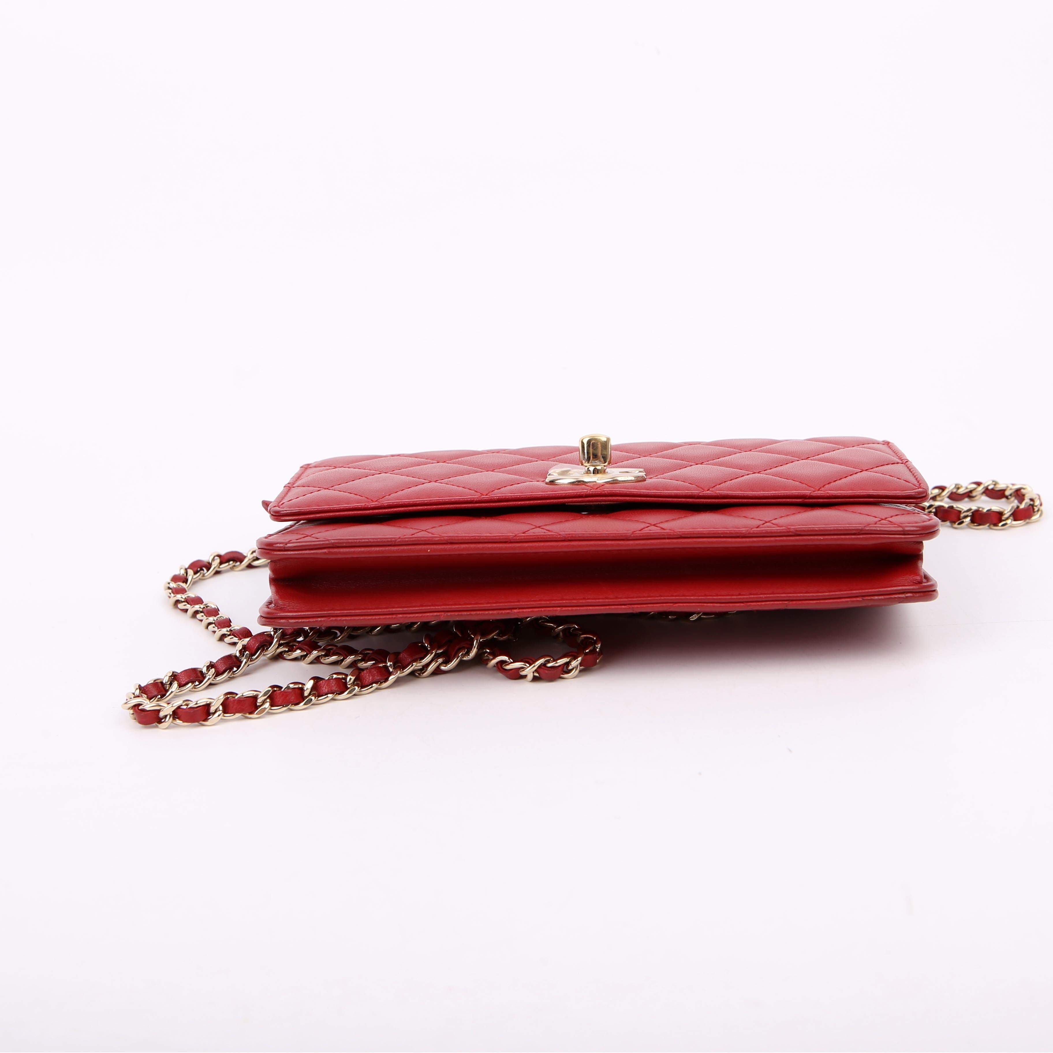 WOC Trendy CC Red