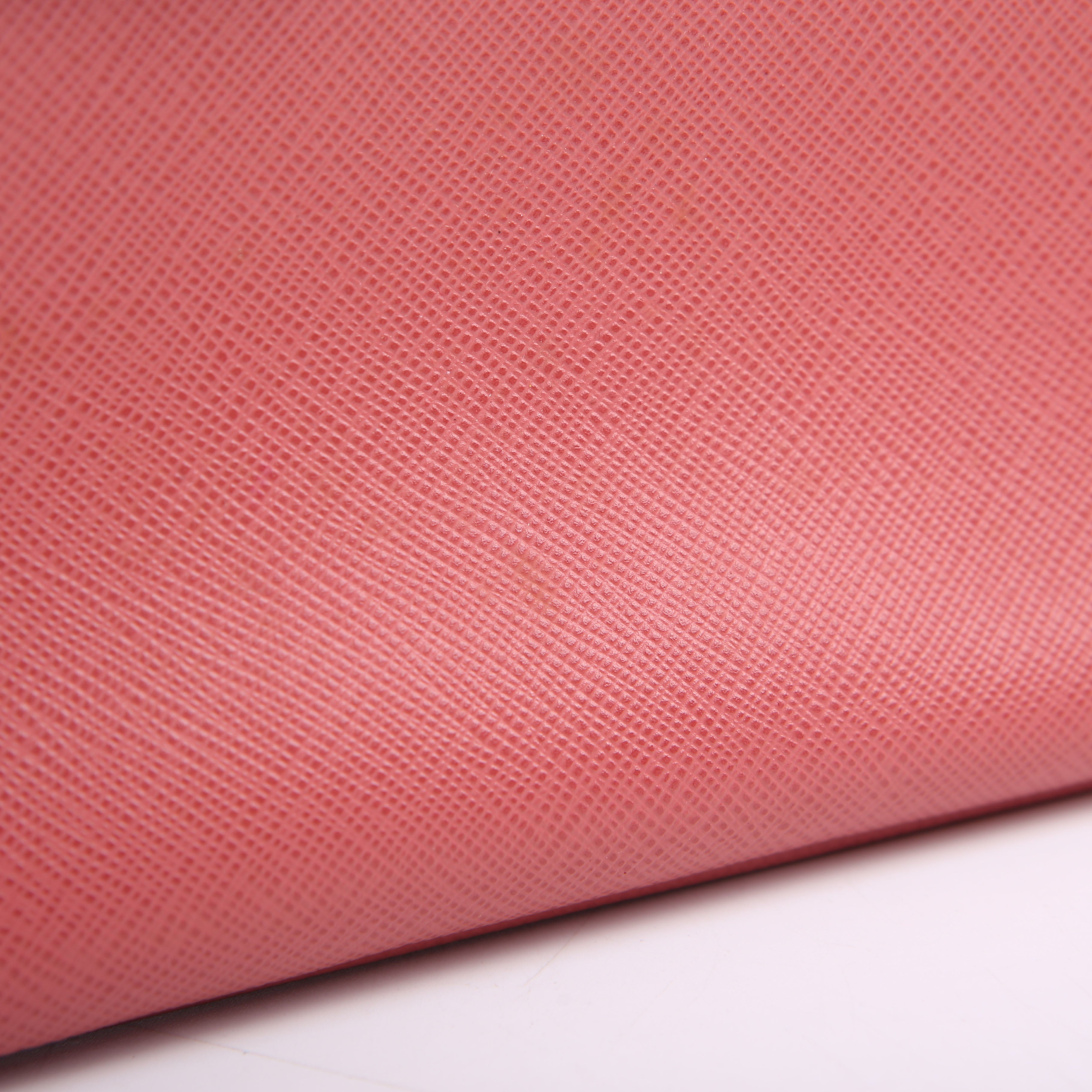 Prada Saffiano Galleria Small Pink