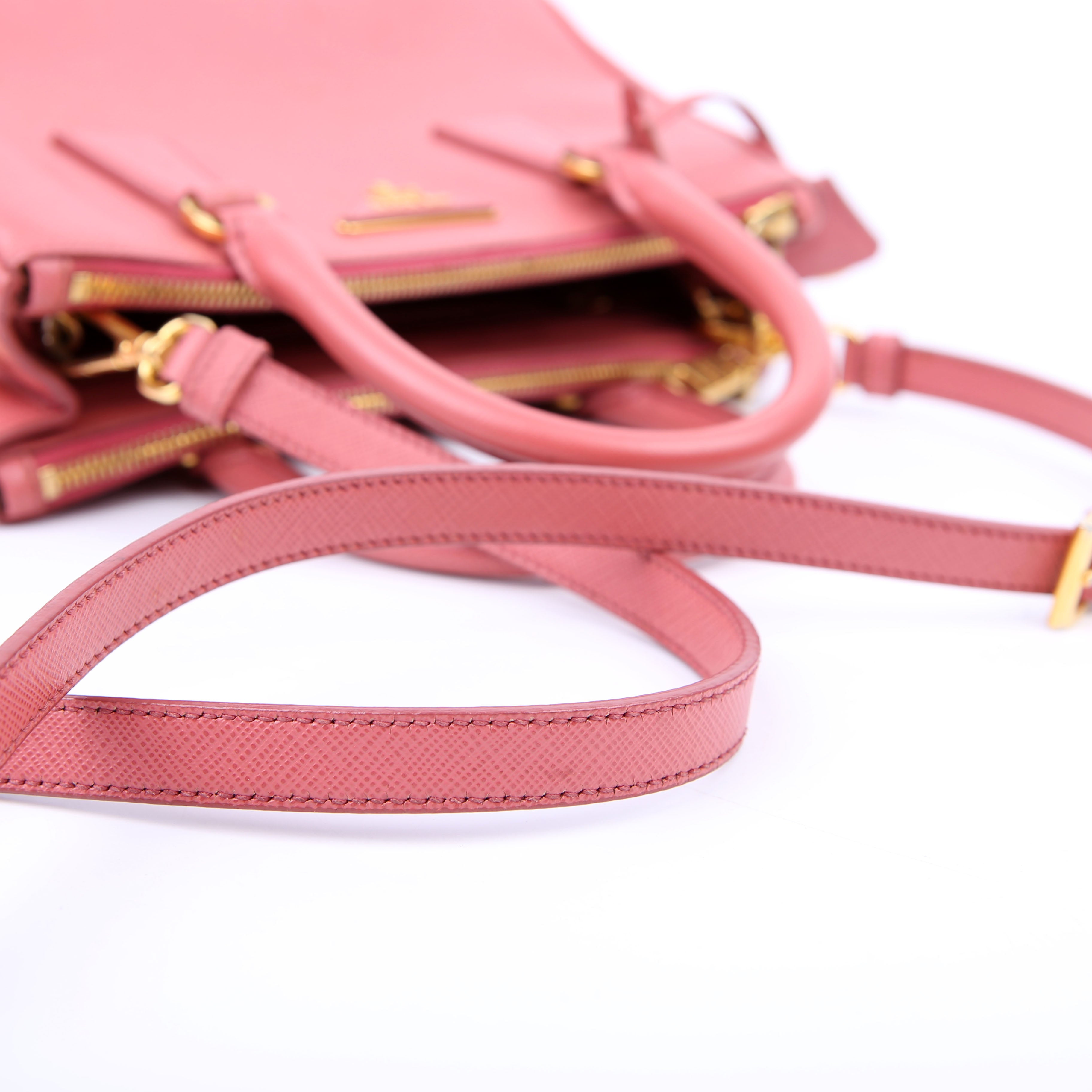 Prada Saffiano Galleria Small Pink