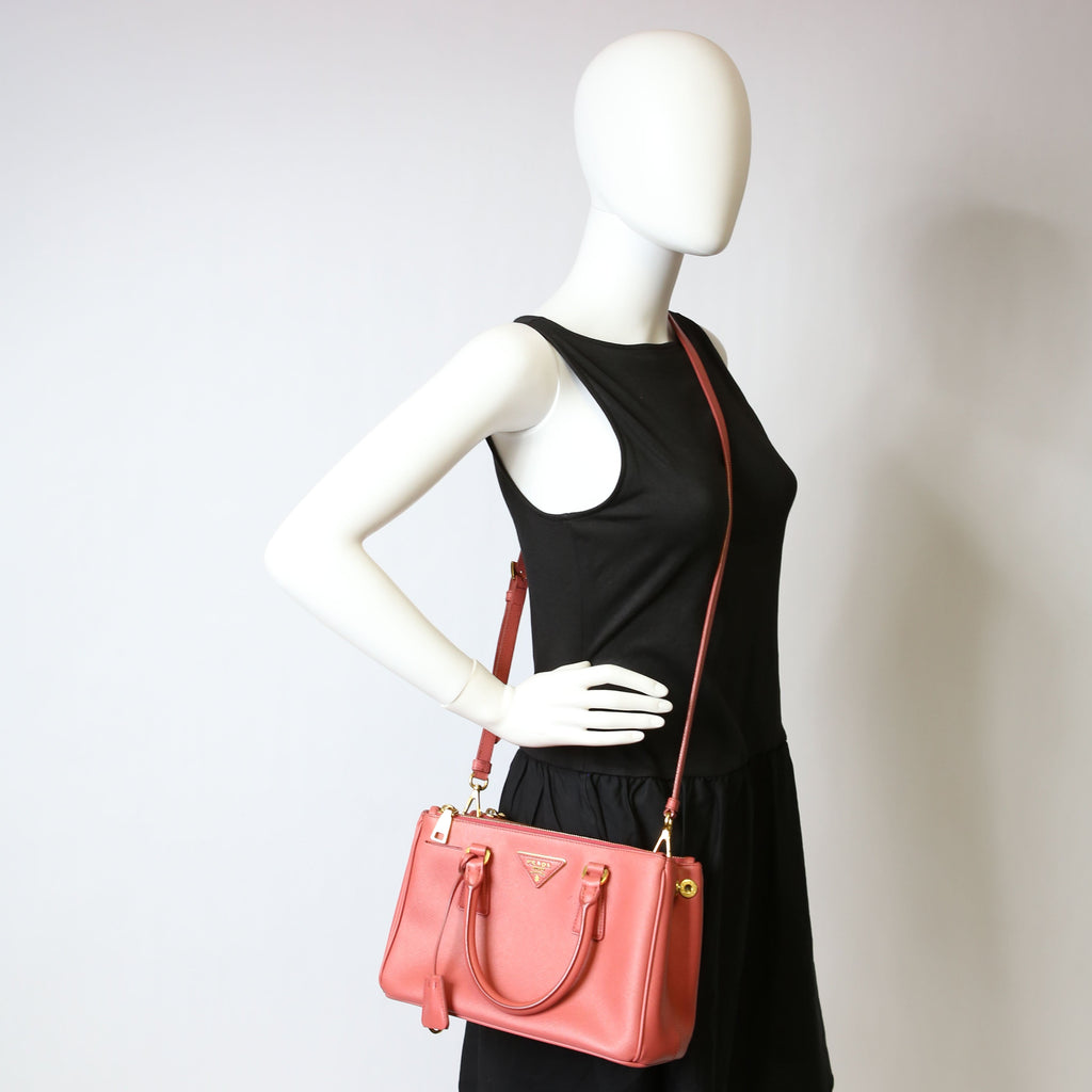 Prada Saffiano Galleria Small Pink