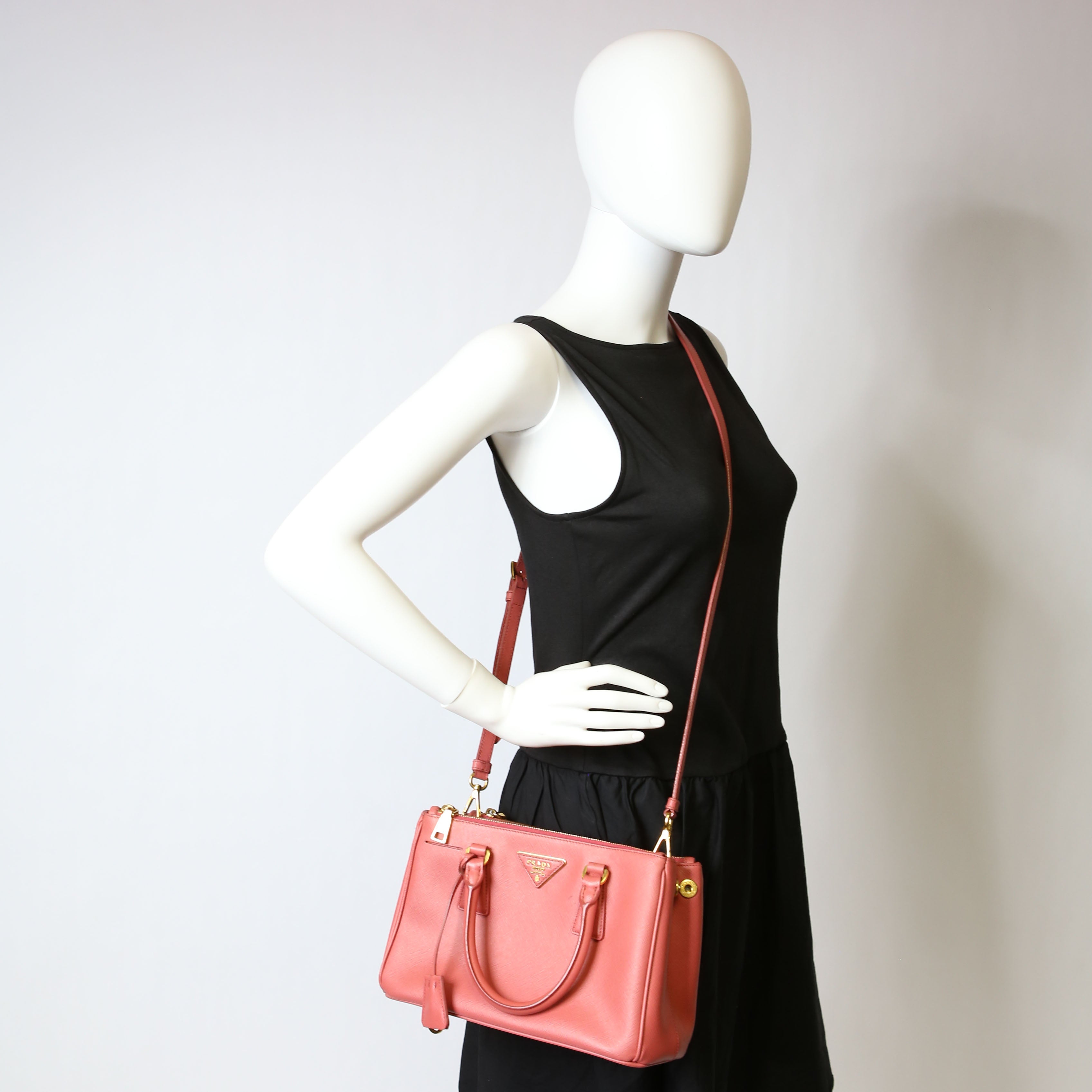 Prada Saffiano Galleria Small Pink