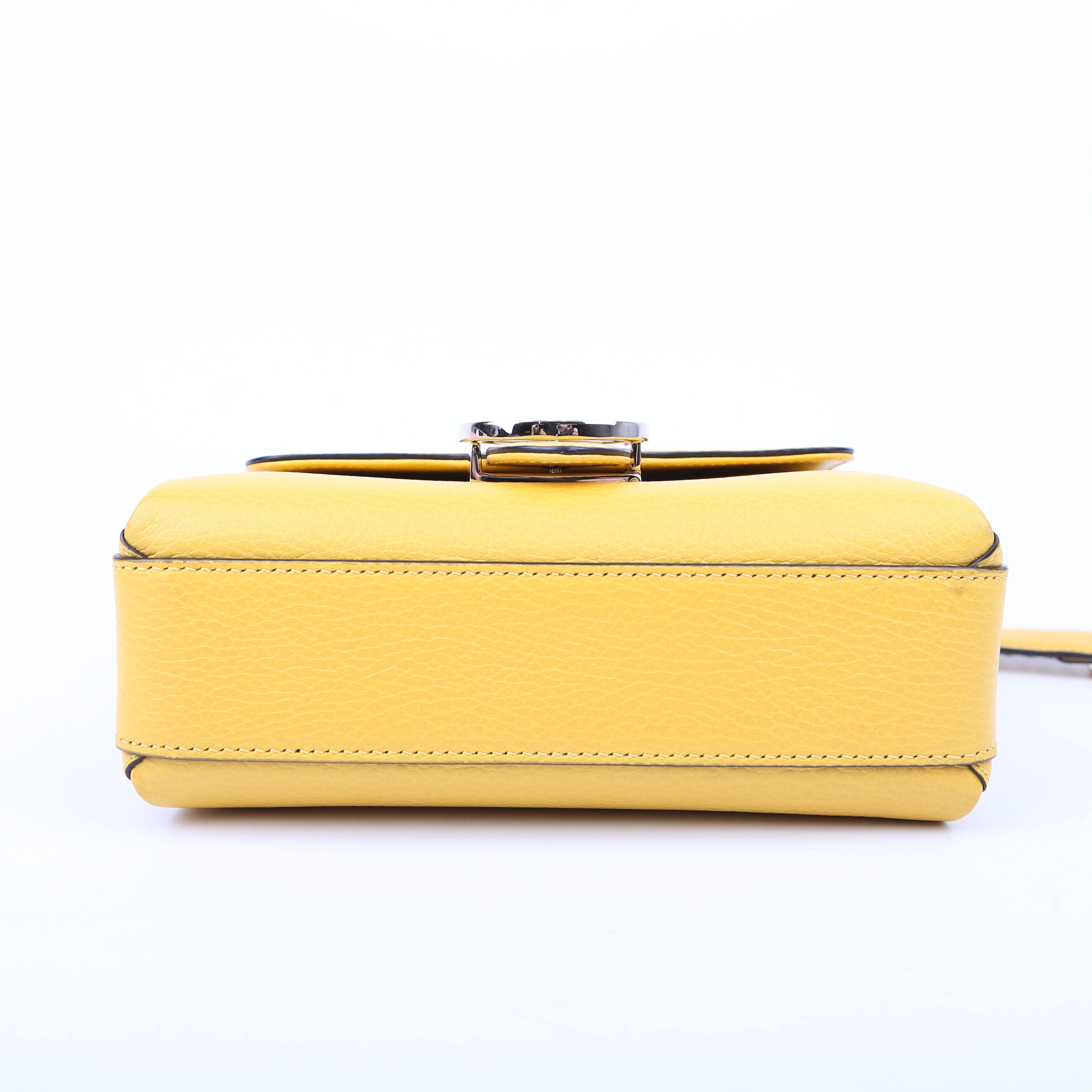 Gucci 607720 Interlocking Small Crossbody Yellow