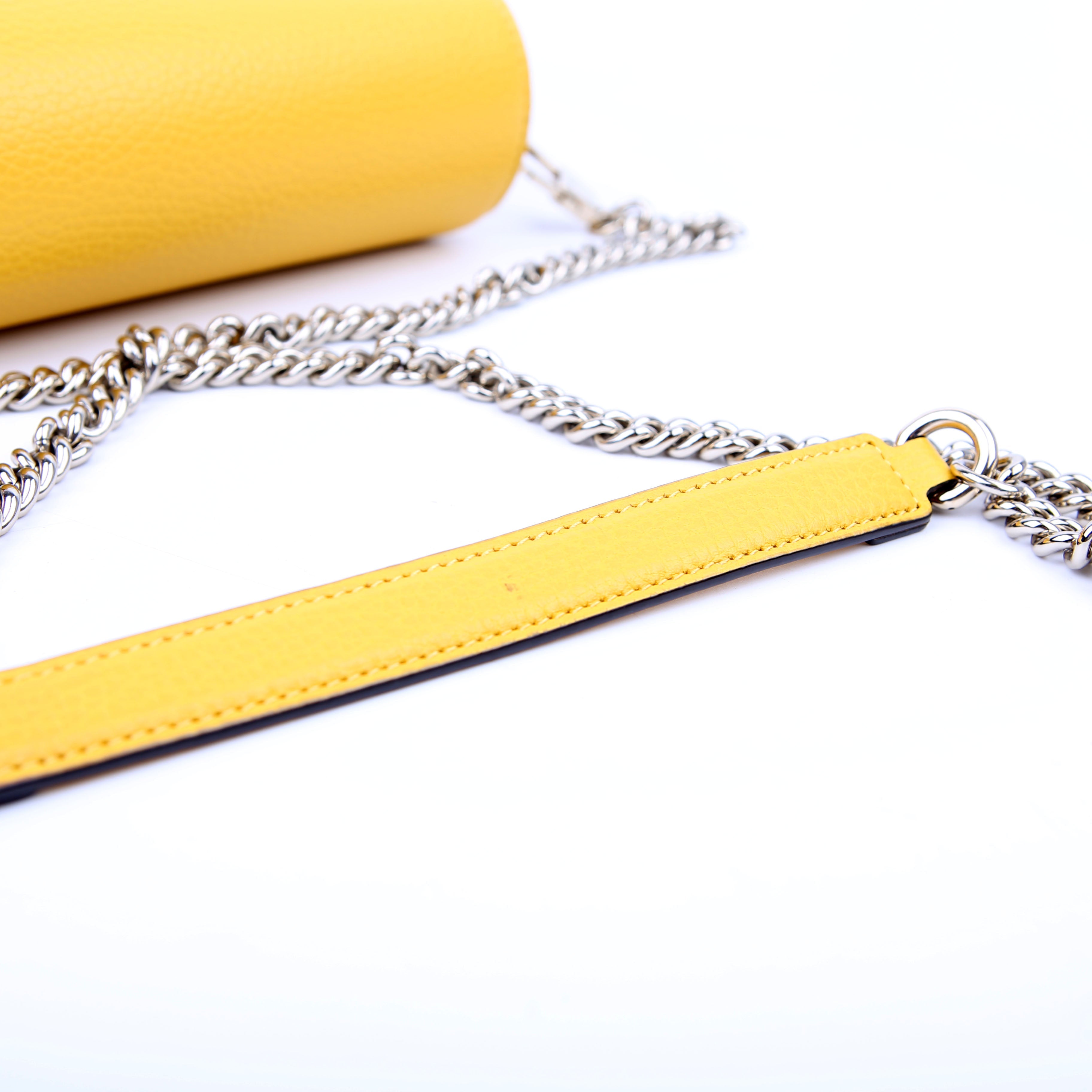 Gucci 607720 Interlocking Small Crossbody Yellow