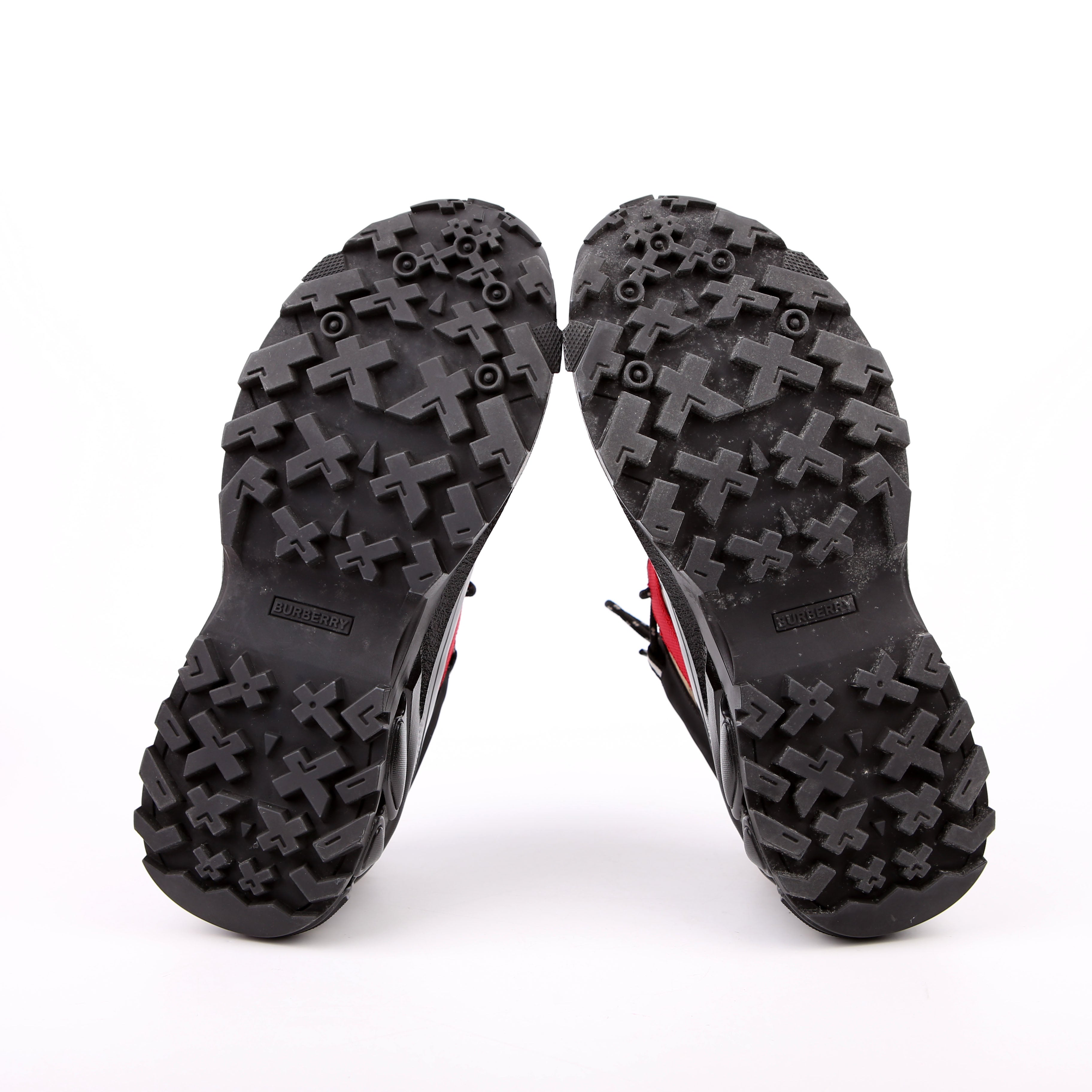 Arthur Check Sneakers Size 40 Black