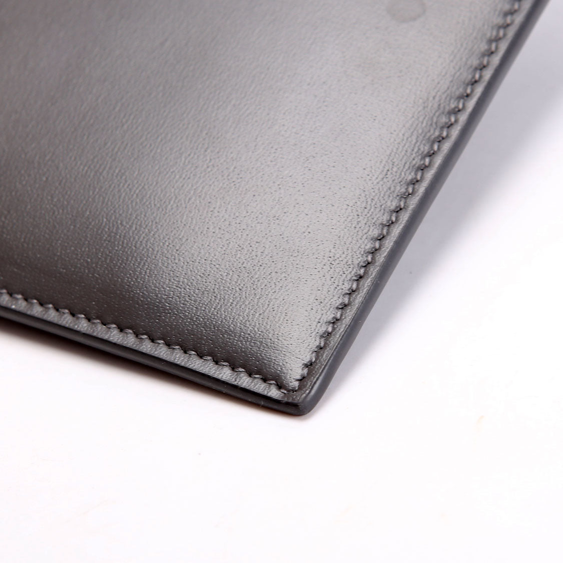 SAINT LAURENT 635097 Calfskin Pouch Small Grey